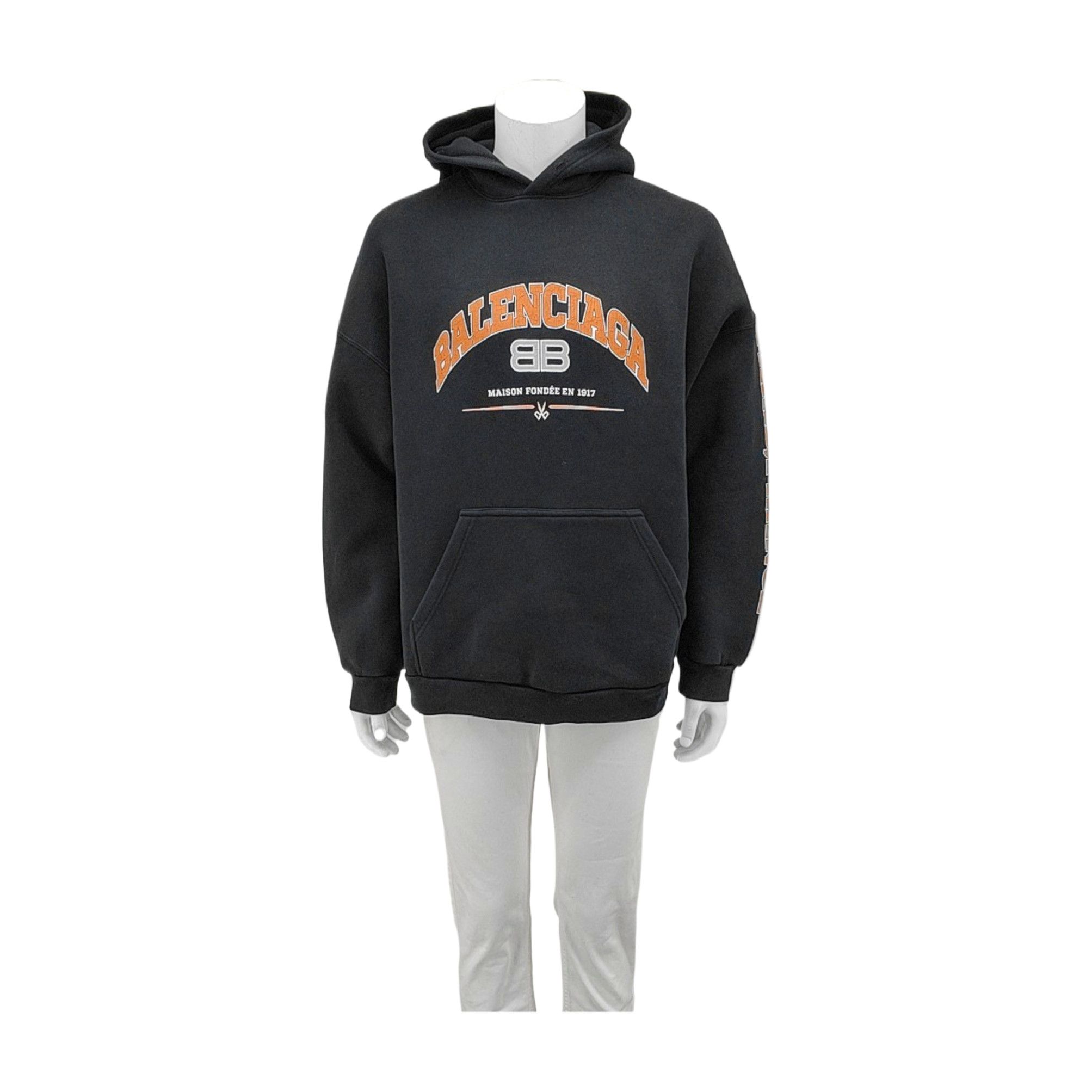 Balenciaga Balenciaga Logo Hoodie Size S Size US S / EU 44-46 / 1 - 1 Thumbnail