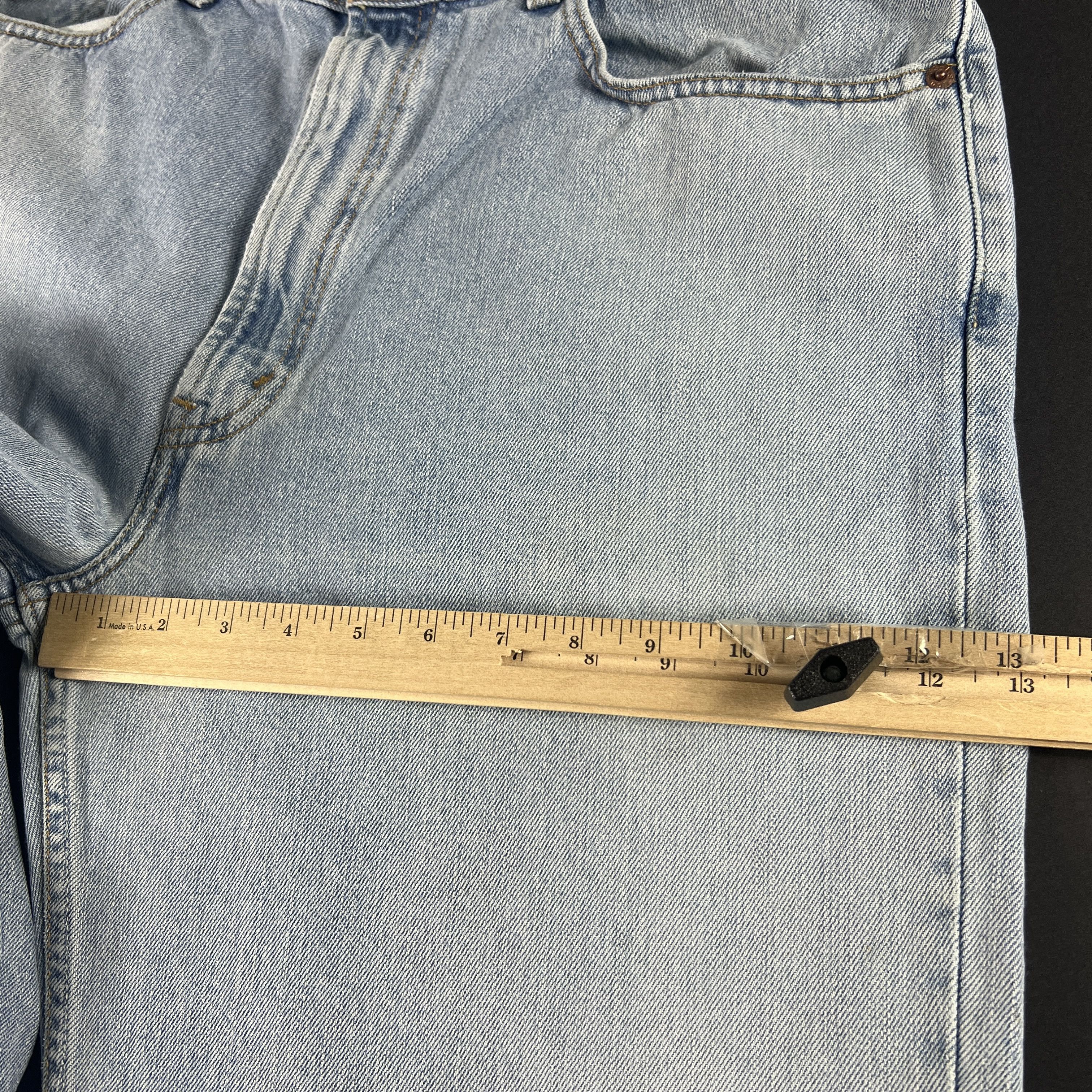 Levi's × Vintage Y2K Levi's Jean 550 Relaxed Straight Light Blue Cotton Denim Size US 37 - 23 Thumbnail