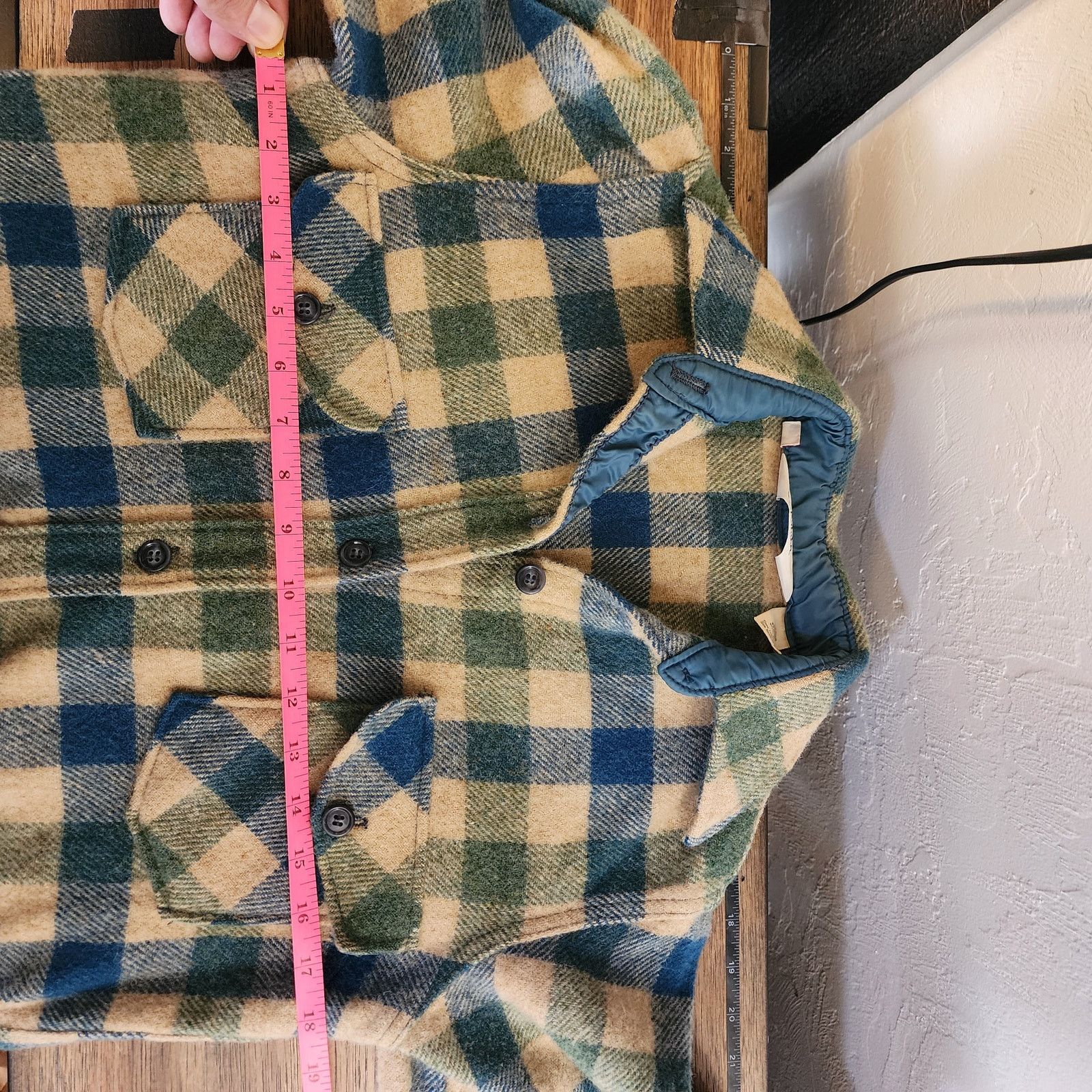 Woolrich Woolen Mills Woolrich Women's 14 Plaid Wool Flannel Shirt Buffalo Check Size XL / US 12-14 / IT 48-50 - 3 Thumbnail