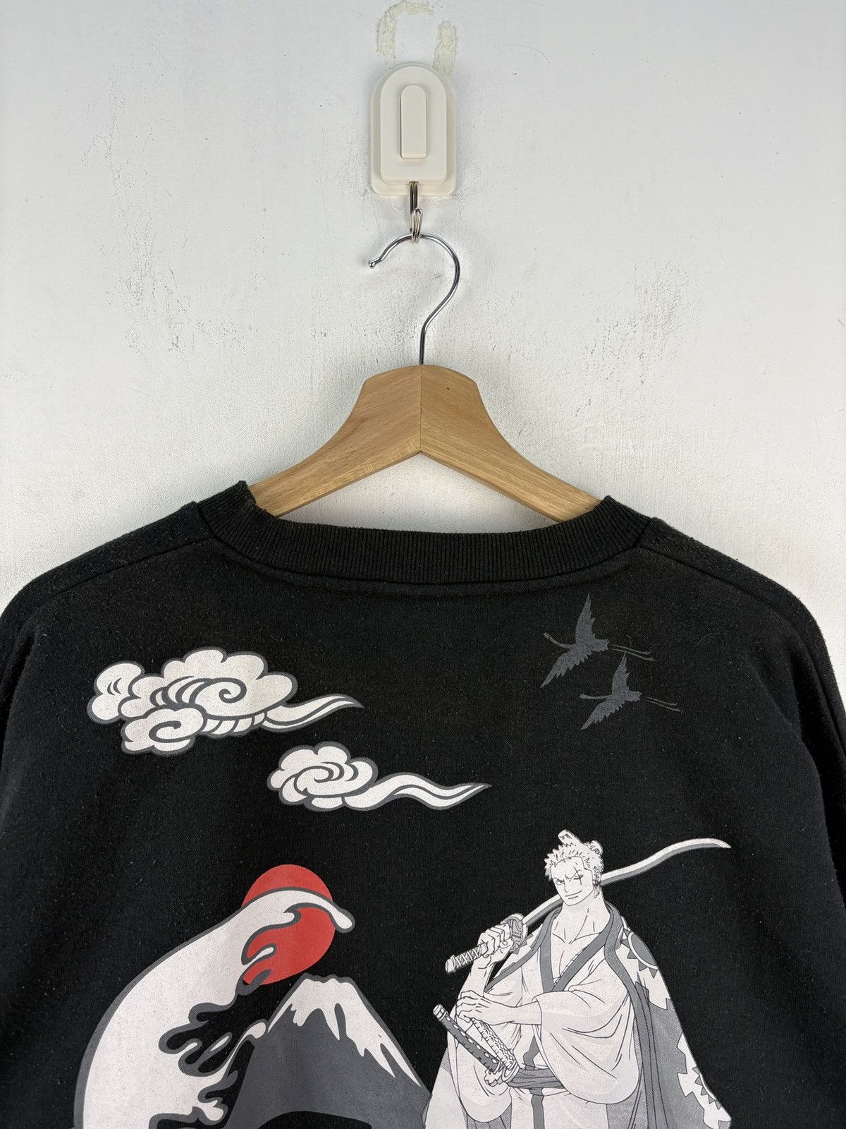 Anime One Piece Roronoa Zoro Limited Wano Country Arc Sweatshirt Size US XL / EU 56 / 4 - 2 Thumbnail