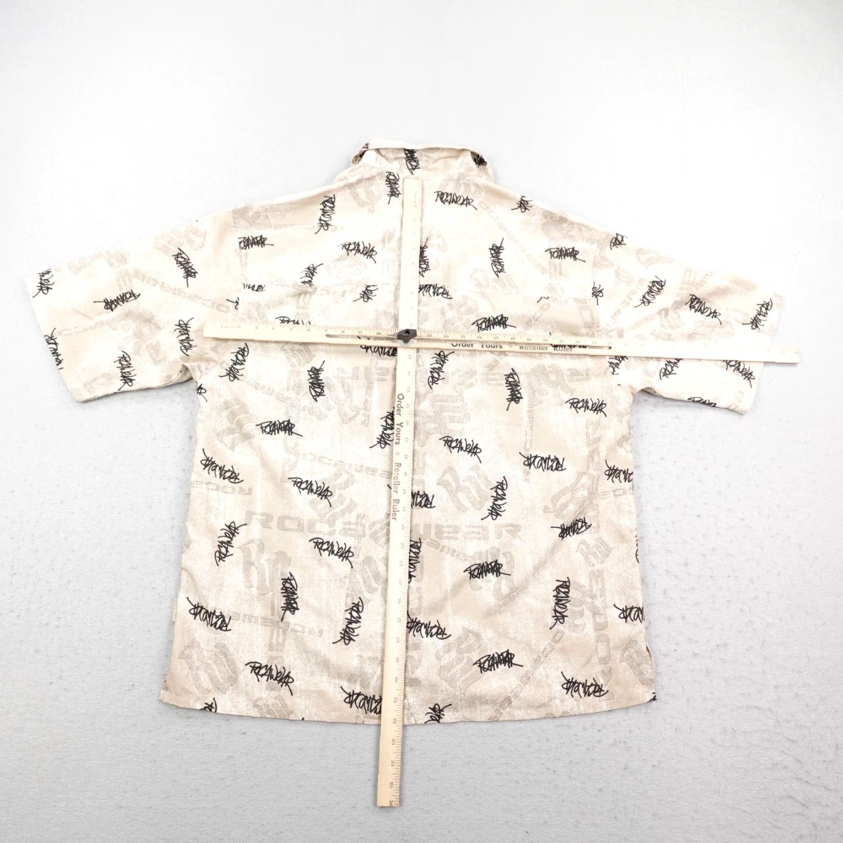 Rocawear VINTAGE Rocawear Shirt Mens Large Beige Graffiti Allover Print AOP Button Up Y2K Shirt (Button-Up) Size US L / EU 52-54 / 3 - 5 Thumbnail