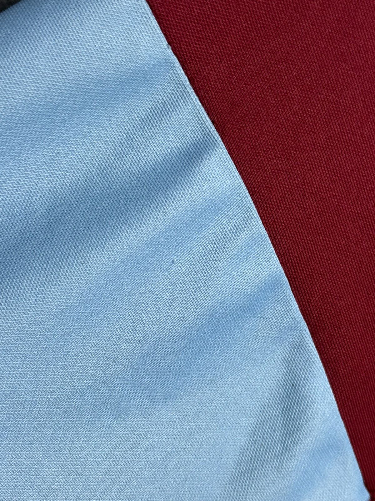 Other Burnley 01/02 Home Football Jersey Size US M / EU 48-50 / 2 - 9 Thumbnail