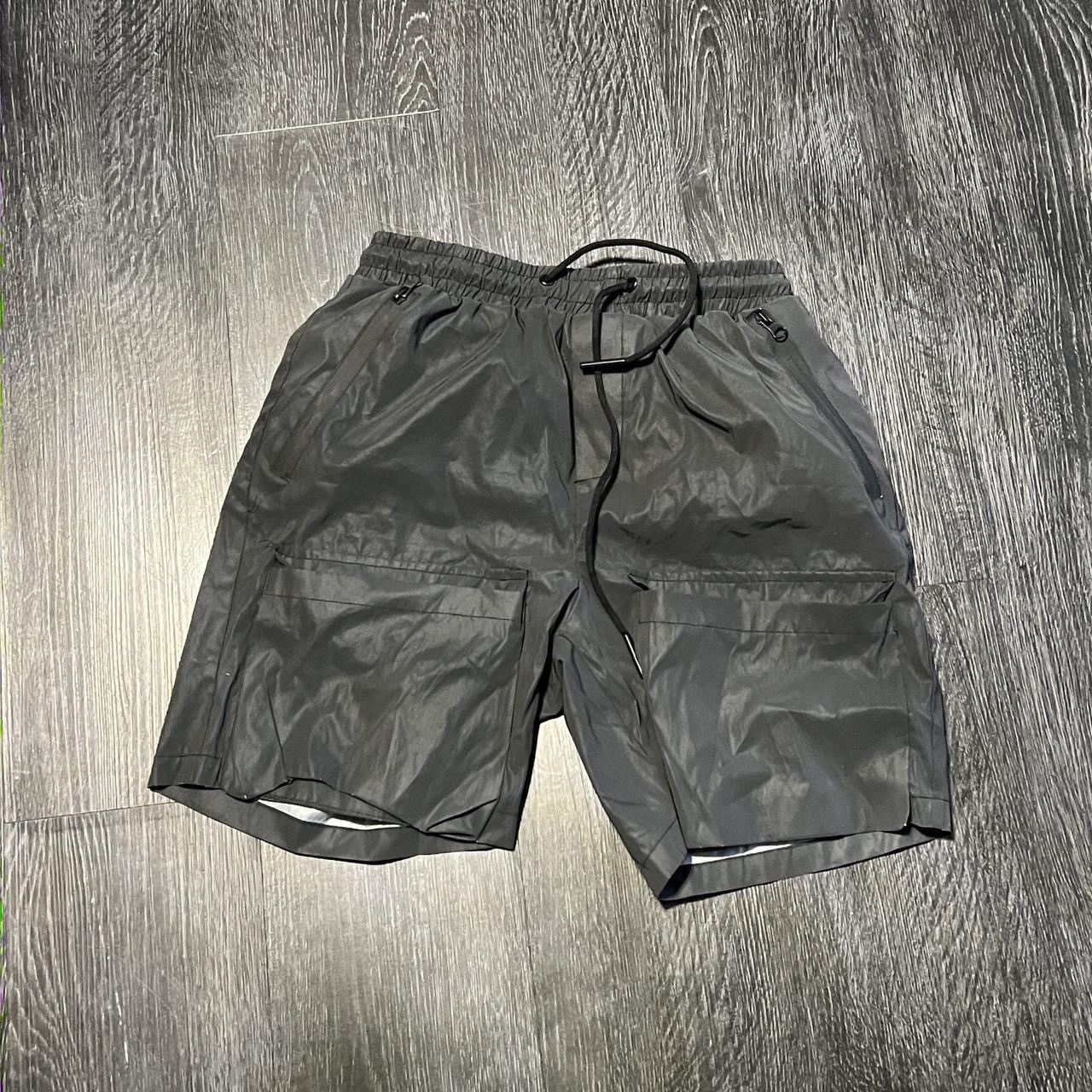 Other Reflective Shorts Fashion Nova Size US 29 - 1 Thumbnail