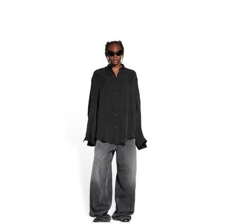 Balenciaga o1in1g1024 Twisted Sleeve Shirt in Black Size XL / US 12-14 / IT 48-50 - 1 Preview