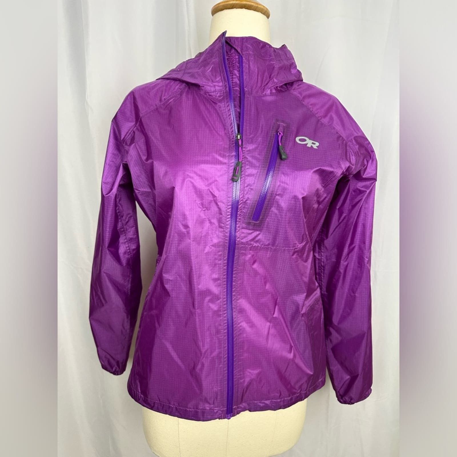 image of New Magenta Outdoor Research Windbreaker/rain Jacket Size Xs in Pink, Women's