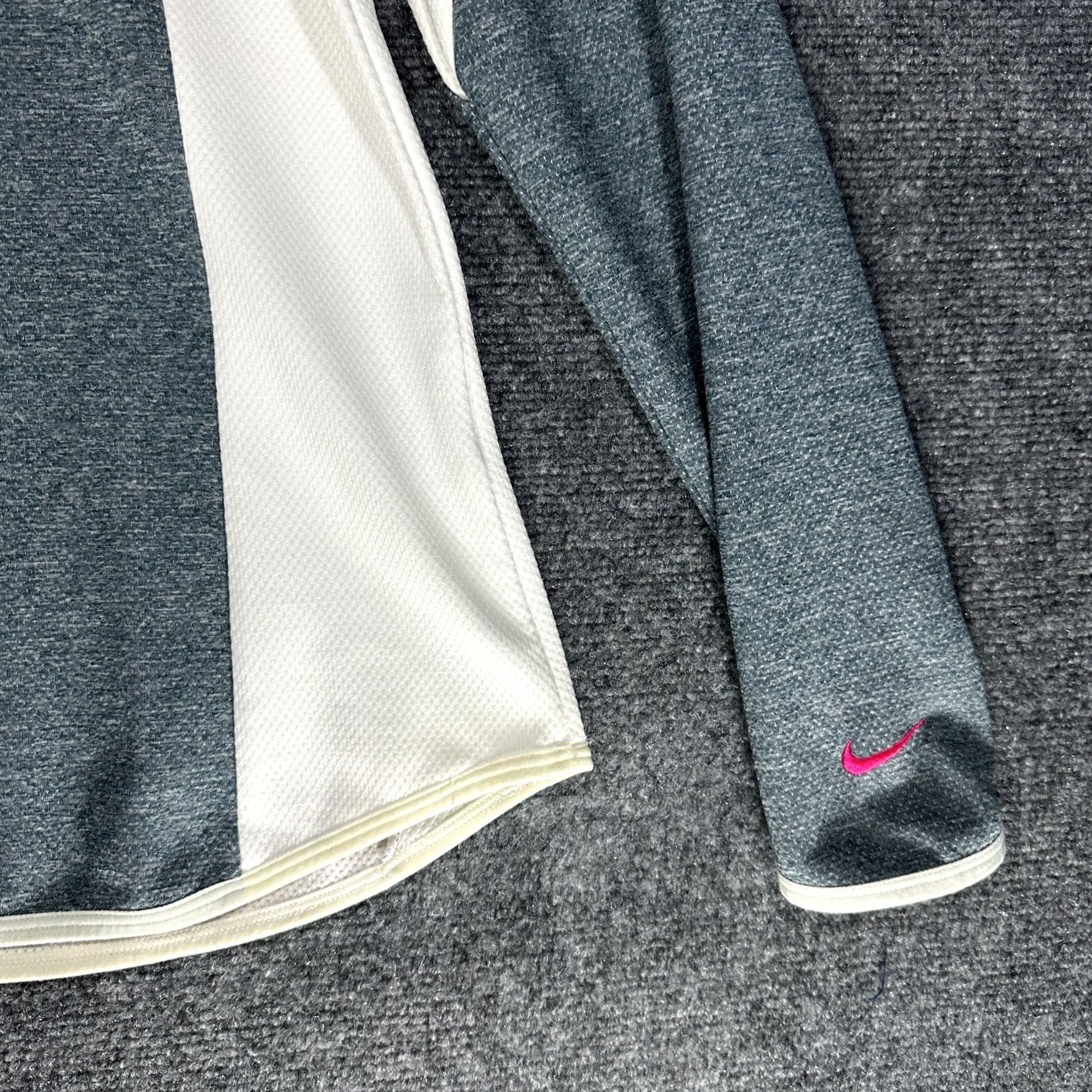 Nike Nike Golf Tour Performance 1/4 Zip Dri Fit Top Womens Small Gray White Pink Size S / US 4 / IT 40 - 3 Thumbnail