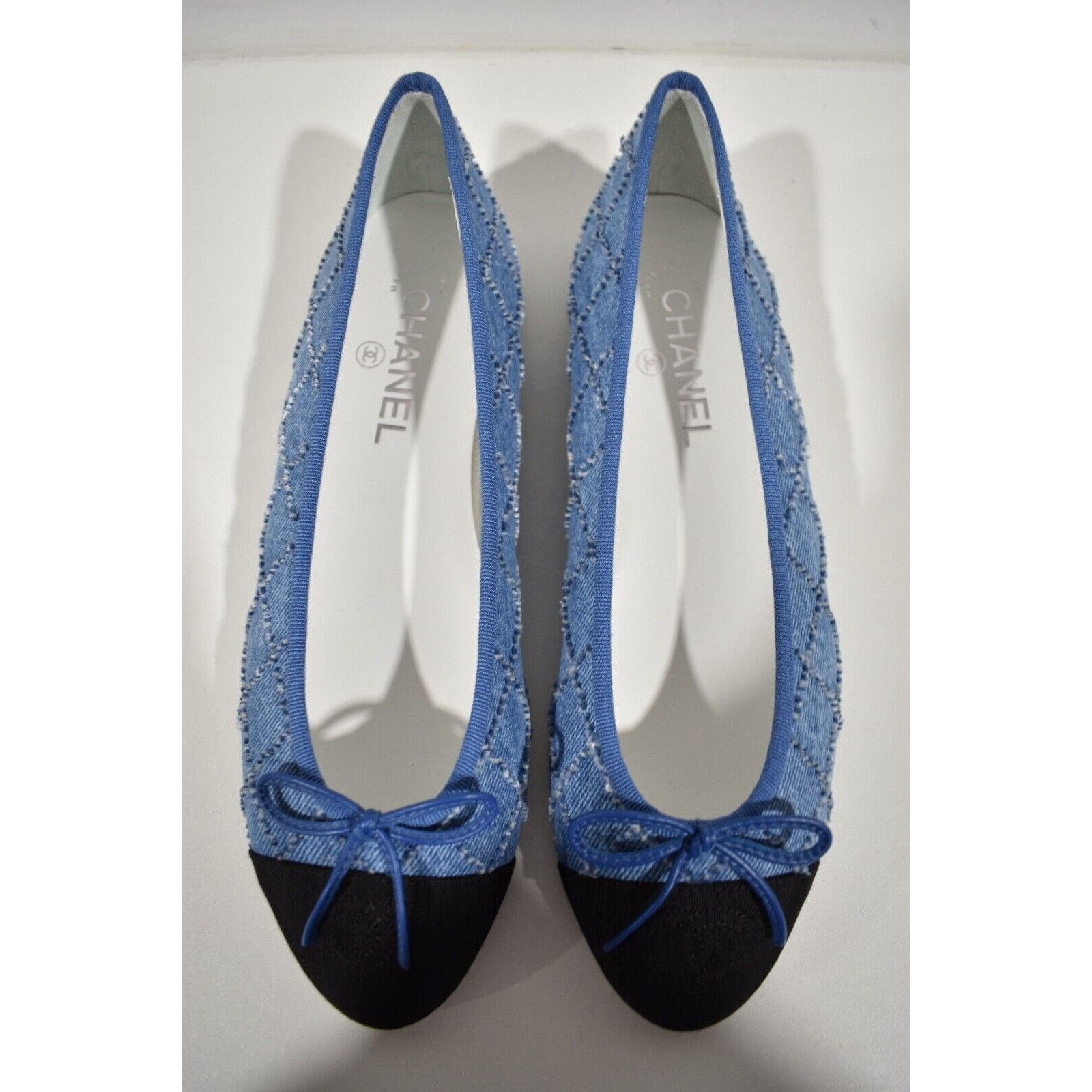 Chanel 23P Denim CC Logo Cap Toe Bow Tie Ballet Ballerina Flat 37 Size US 7 / IT 37 - 8 Thumbnail