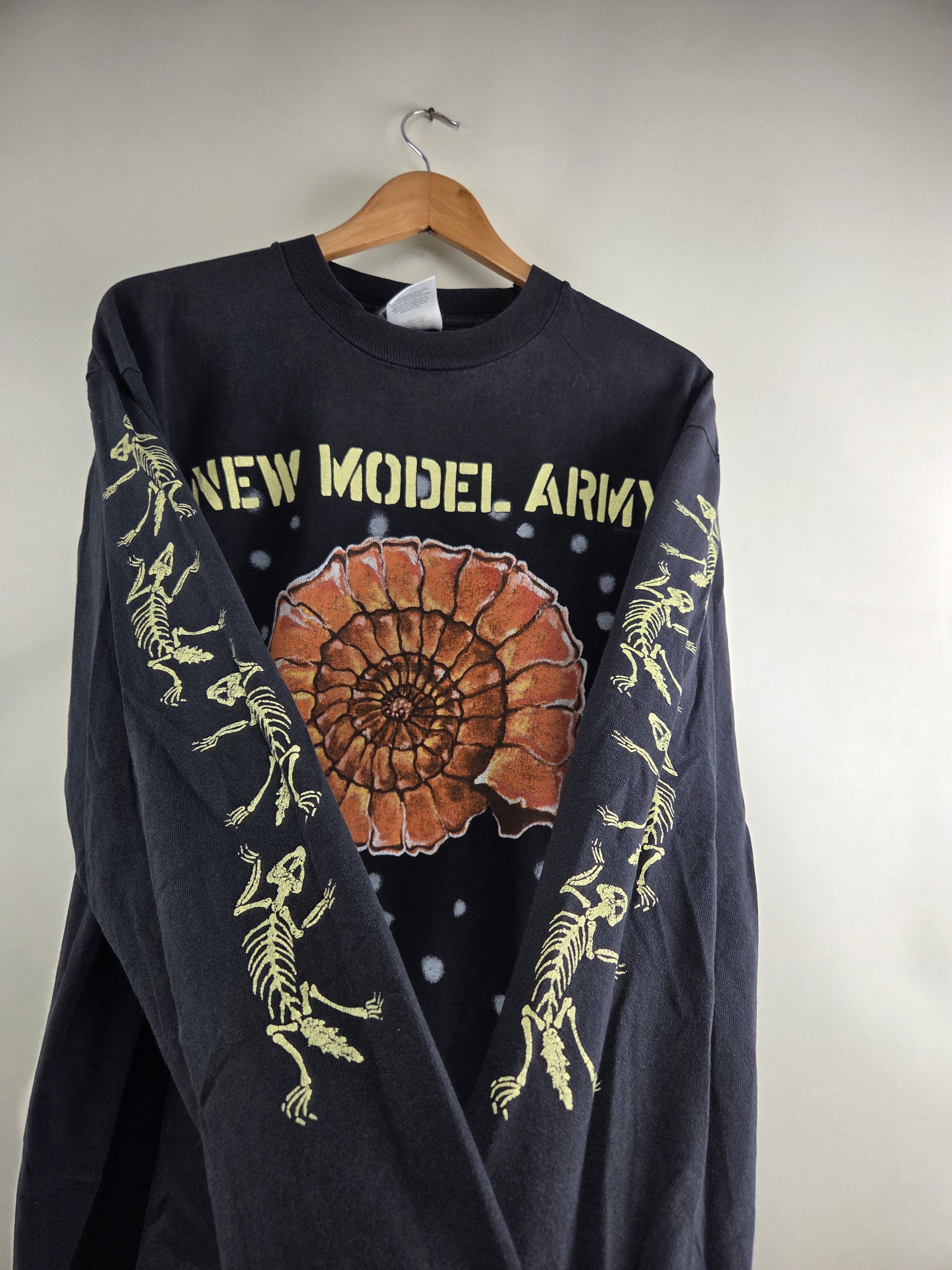 Band Tees × Vintage 1994 New Model Army Long-sleeved XL 23.5" 29.5" Size US XL / EU 56 / 4 - 2 Thumbnail
