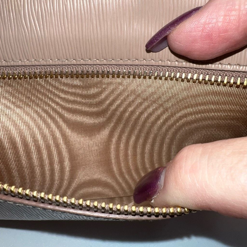 Prada Prada Textured Saffiano Leather Long Wallet **SEE PHOTOS AND DESCRIPTION Size ONE SIZE - 13 Thumbnail