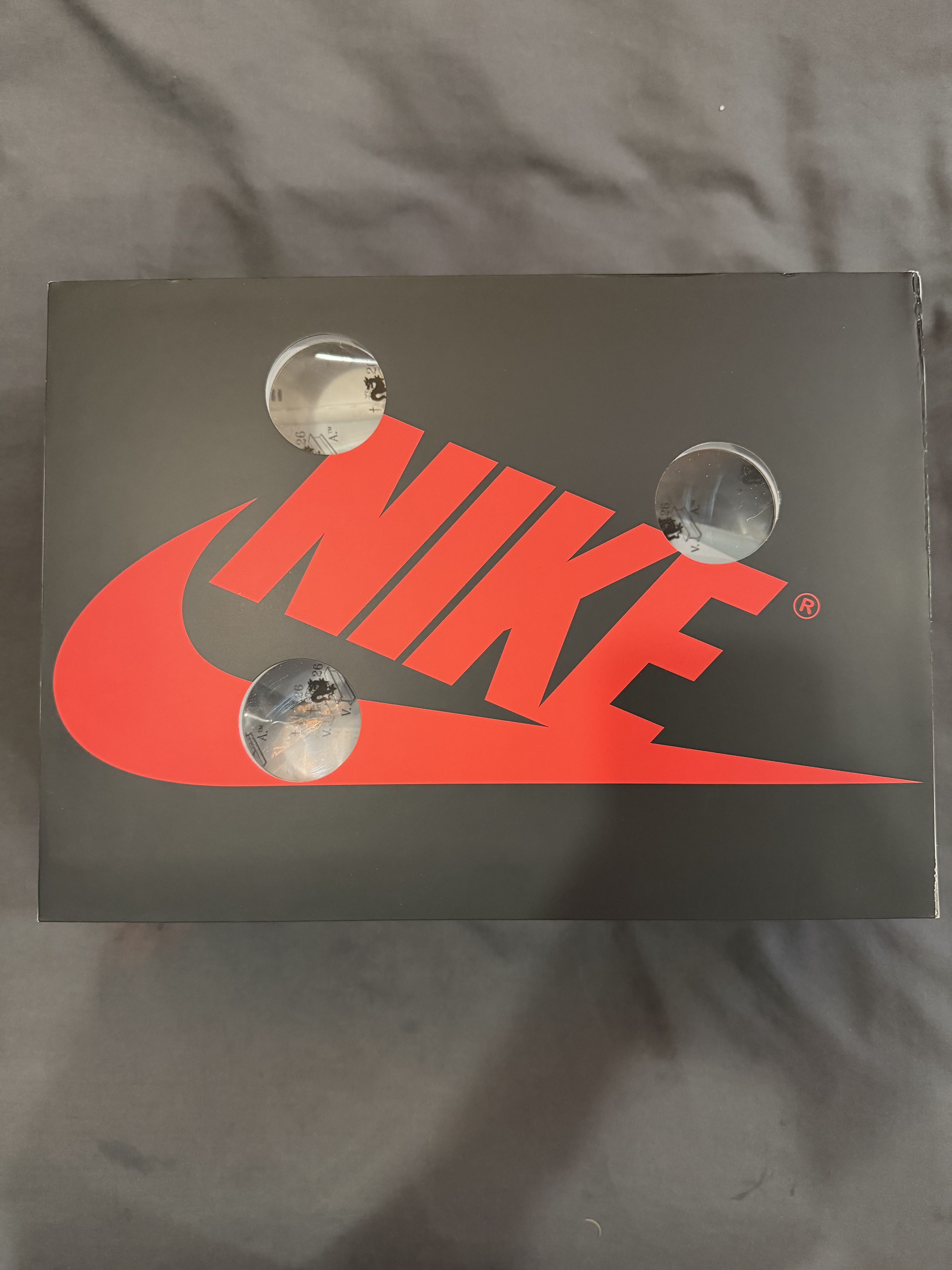 Jordan Brand × Off-White Air Jordan 1 High OG x V.A.A Size US 9 / EU 42 - 9 Thumbnail