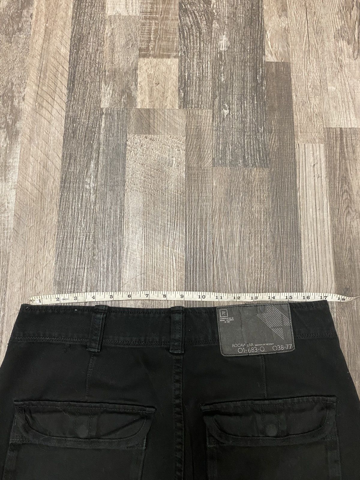 Rocawear Rocawear Cargo Pants Zipper Pocket Baggy Insane Grail Y2K Size US 34 / EU 50 - 12 Thumbnail