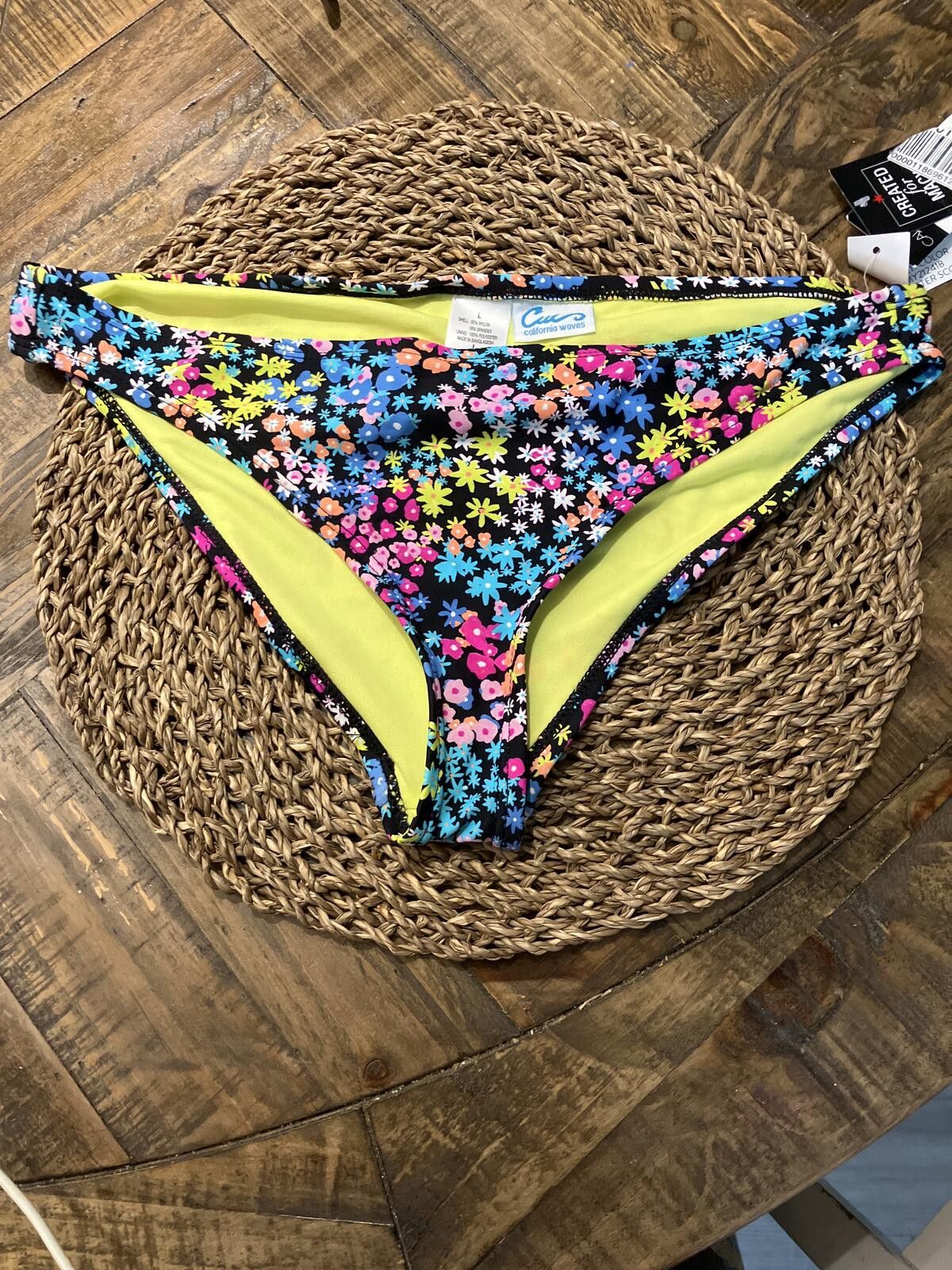 Other NWT California Waves Floral Bikini Bottoms Size Large Size ONE SIZE - 1 Thumbnail
