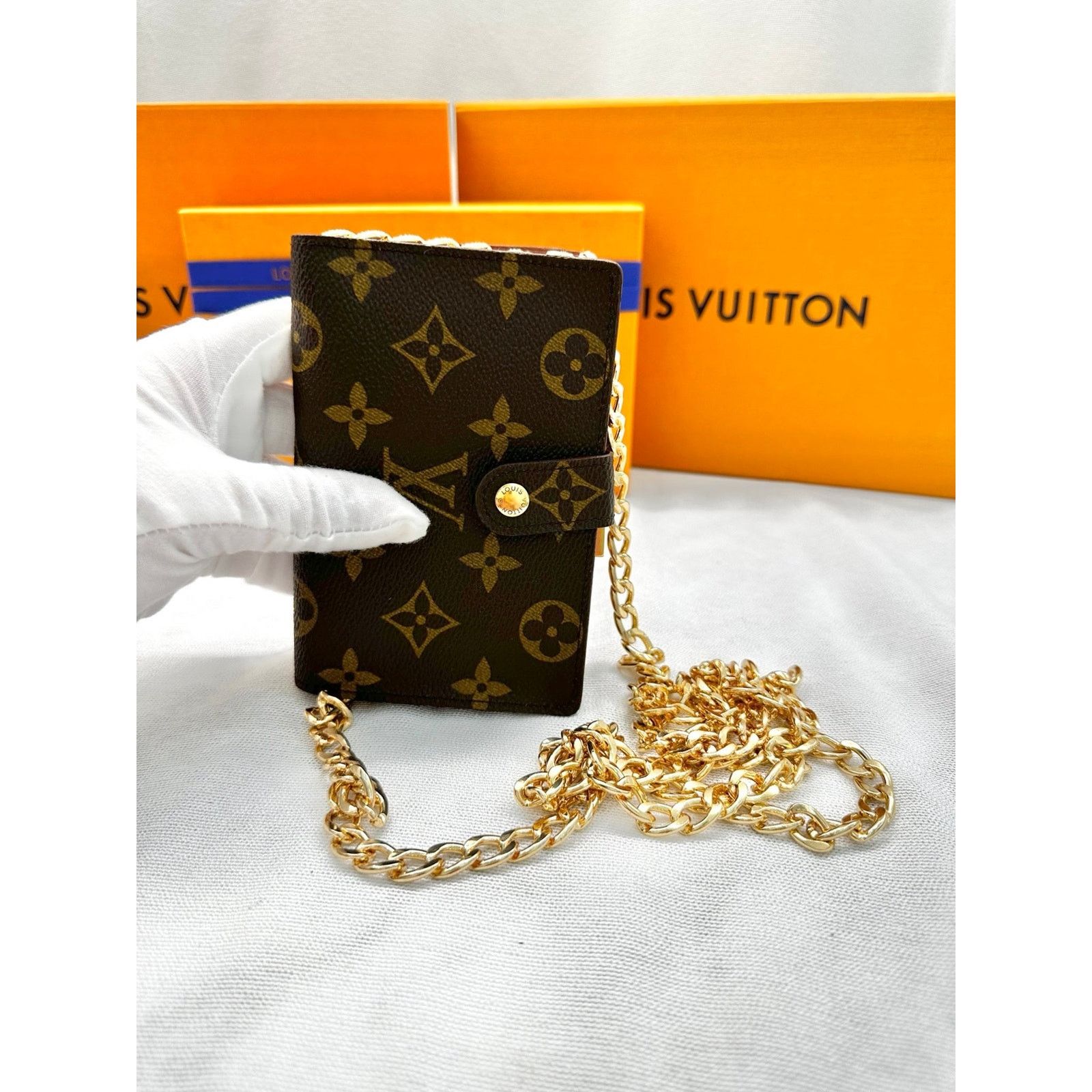 Louis Vuitton Kisslock Wallet WOC