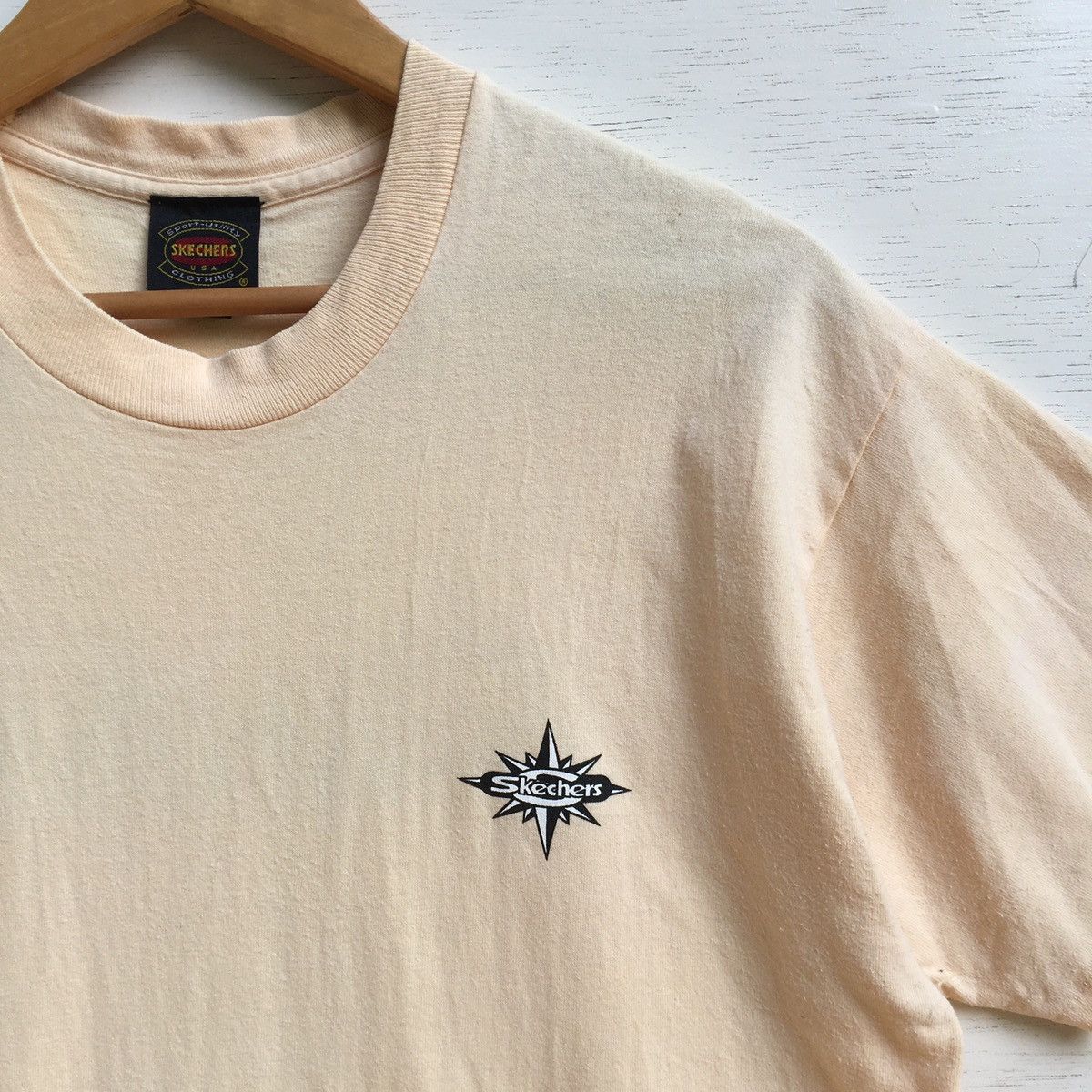 SKECHERS × Vintage Vintage Skechers Tee Single Stitch Skater Very Rare Size US L / EU 52-54 / 3 - 8 Thumbnail