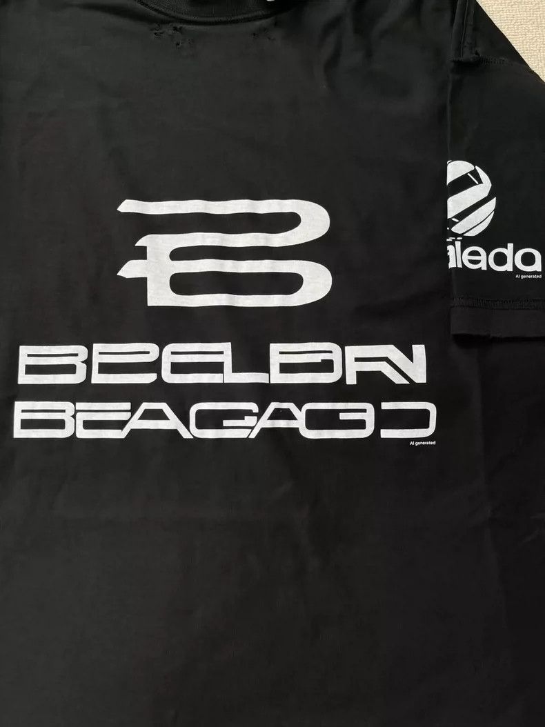 Balenciaga Balenciaga Logo monogrammed crewneck short sleeve T-shirt Size US S / EU 44-46 / 1 - 3 Thumbnail