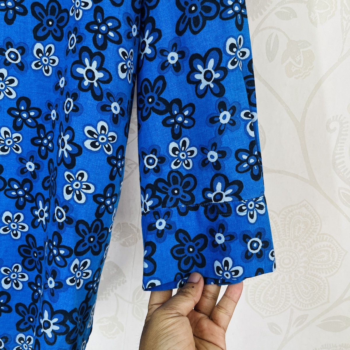 Marni MARNI X Uniqlo Japan Blue Flowers Shirts Buttons Up Size L Size US L / EU 52-54 / 3 - 8 Thumbnail