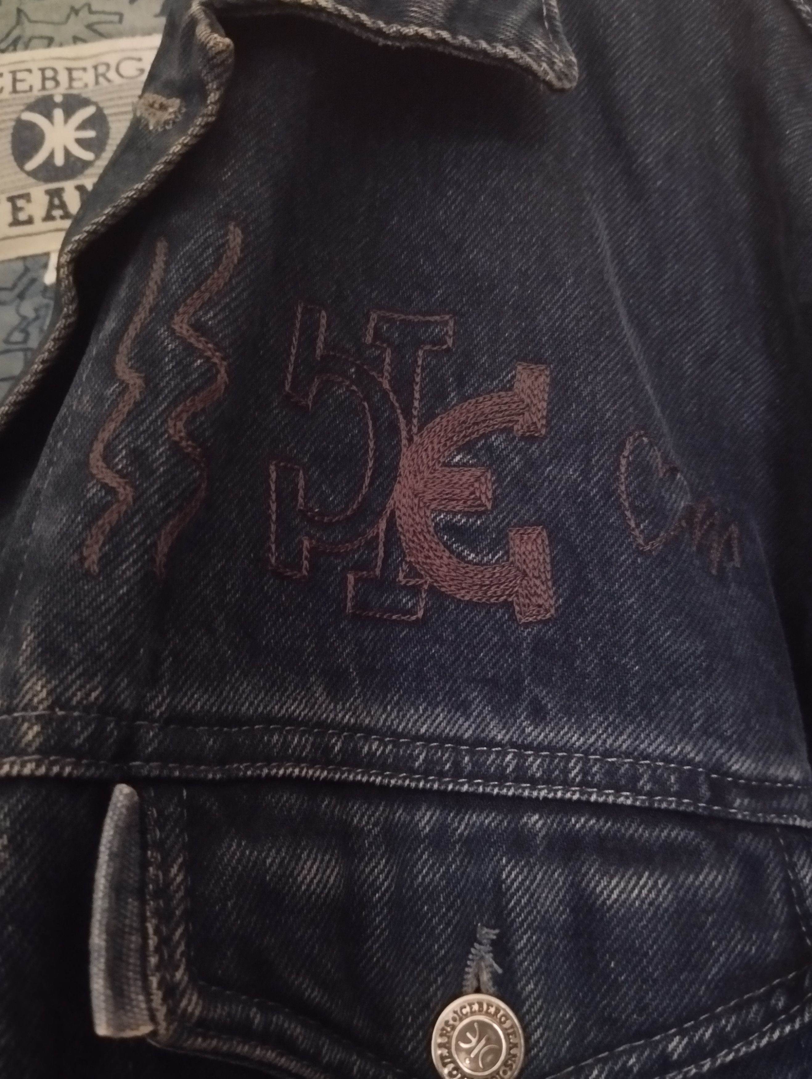 Iceberg Vest Iceberg X Keith Haring 1994 Size US L / EU 52-54 / 3 - 3 Thumbnail