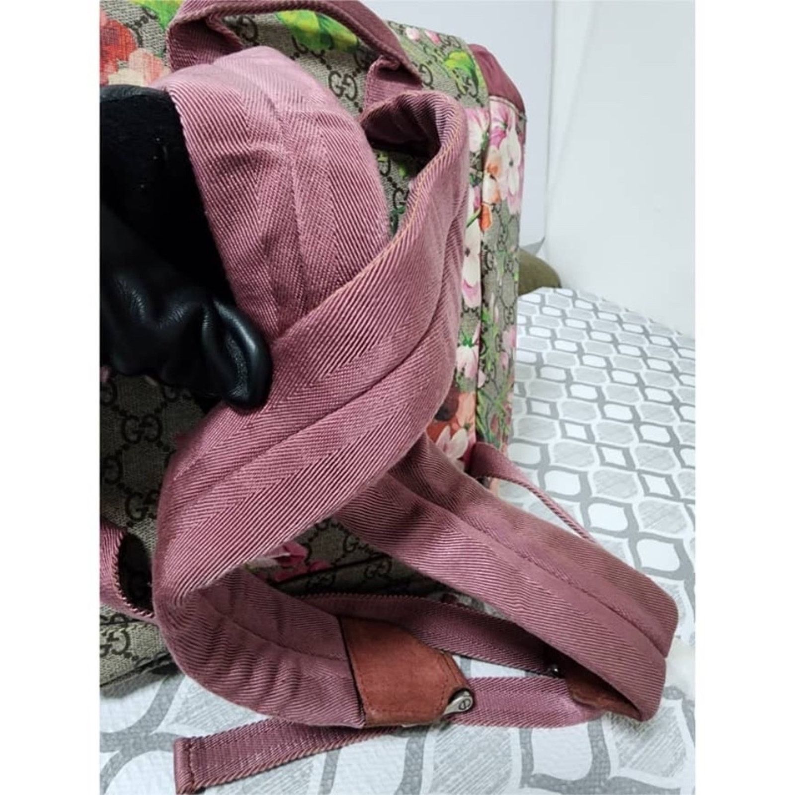 Gucci GUCCI GG Supreme Monogram Bloom Small Single Buckle Backpack Size ONE SIZE - 6 Thumbnail