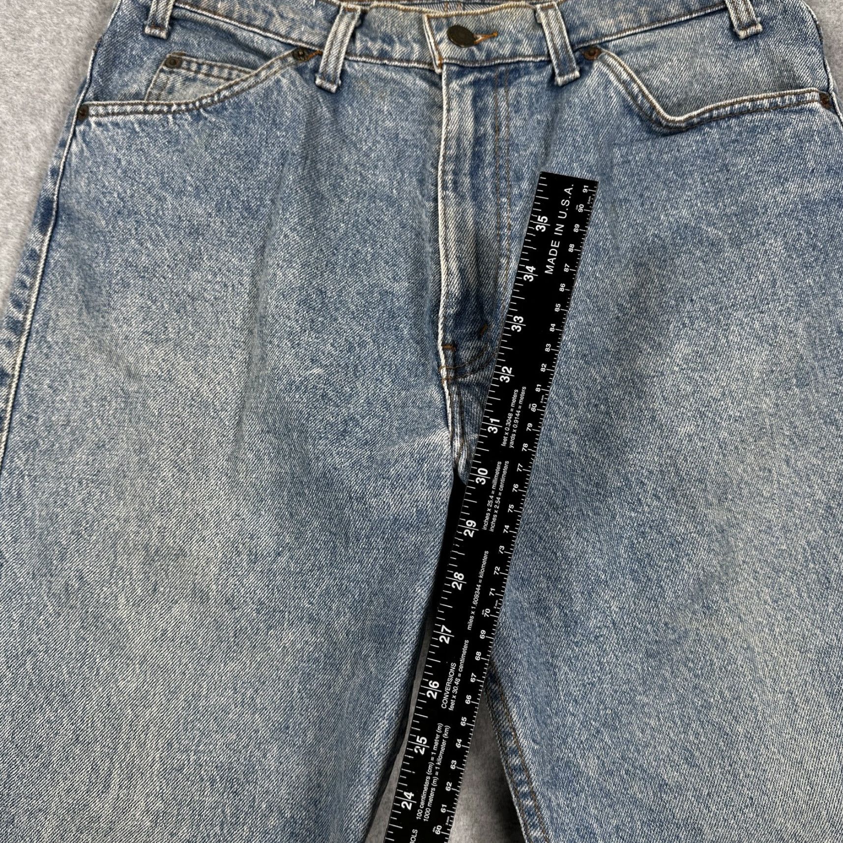 Levi's VINTAGE Levi's 505 Jeans Mens 34x30 Blue Denim Straight Leg Made USA Brown Tab 80s 90s Mens Jeans Size US 34 / EU 50 - 7 Thumbnail