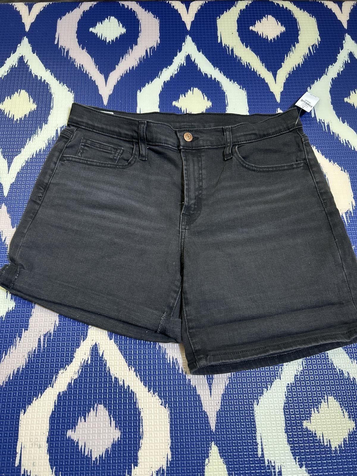 Gap NEW! Gap Washed Black Jean Short SZ10- L K Everyday Size 30" / US 8 / IT 44 - 5 Thumbnail