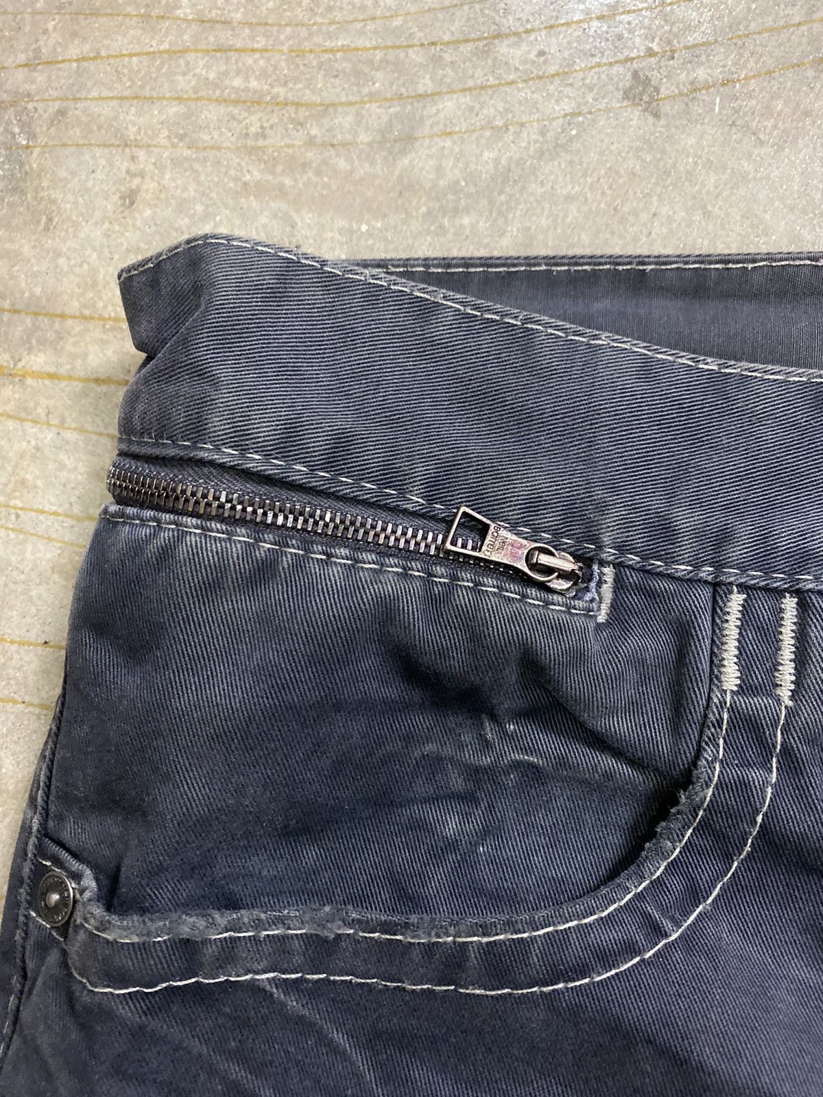 Neil Barrett SS1999 NEIL BARRETT Mud wash distressed denim Size US 33 - 8 Thumbnail