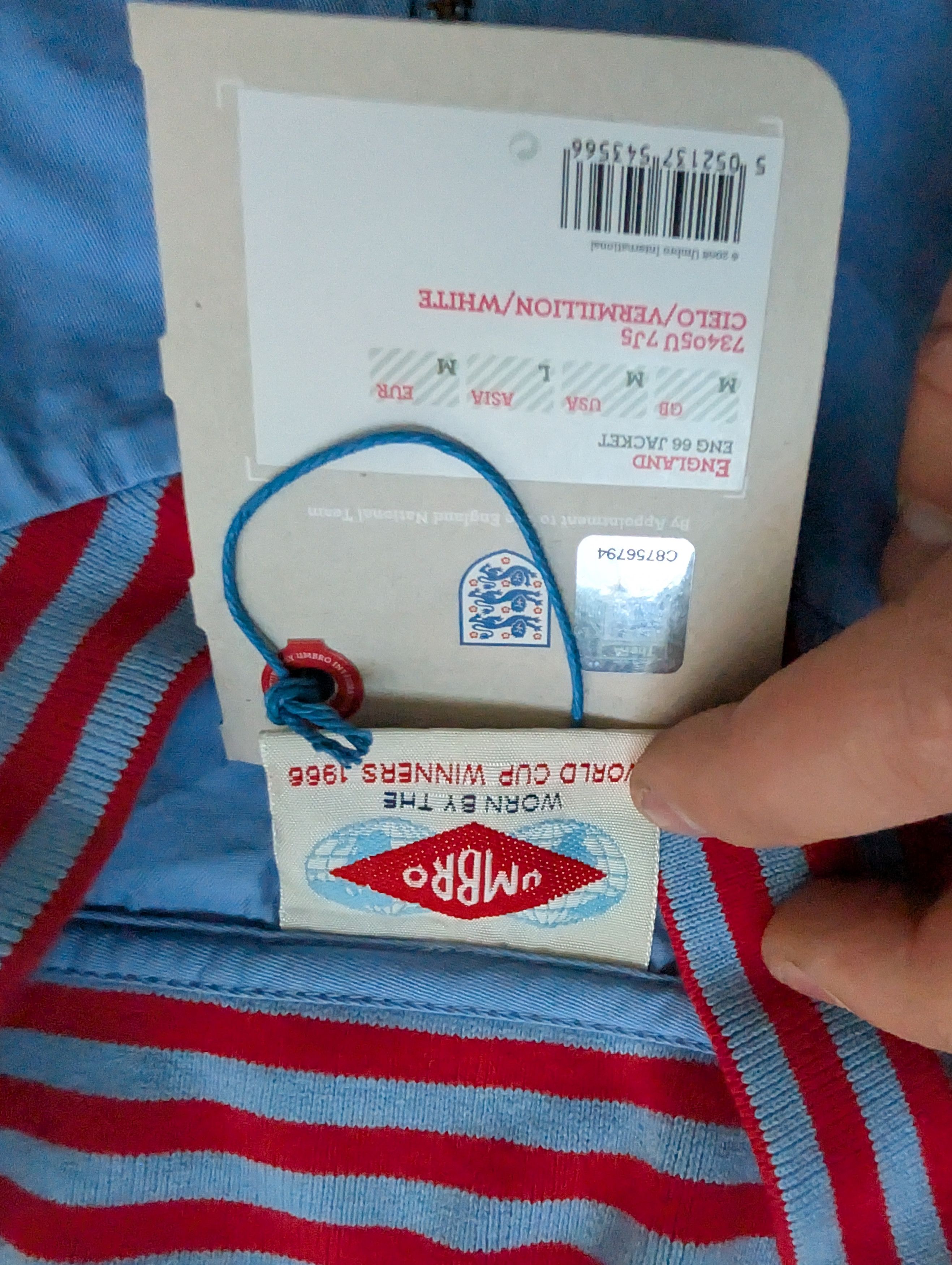 Umbro × Vintage Vintage Umbro England soccer jacket Size US M / EU 48-50 / 2 - 2 Thumbnail