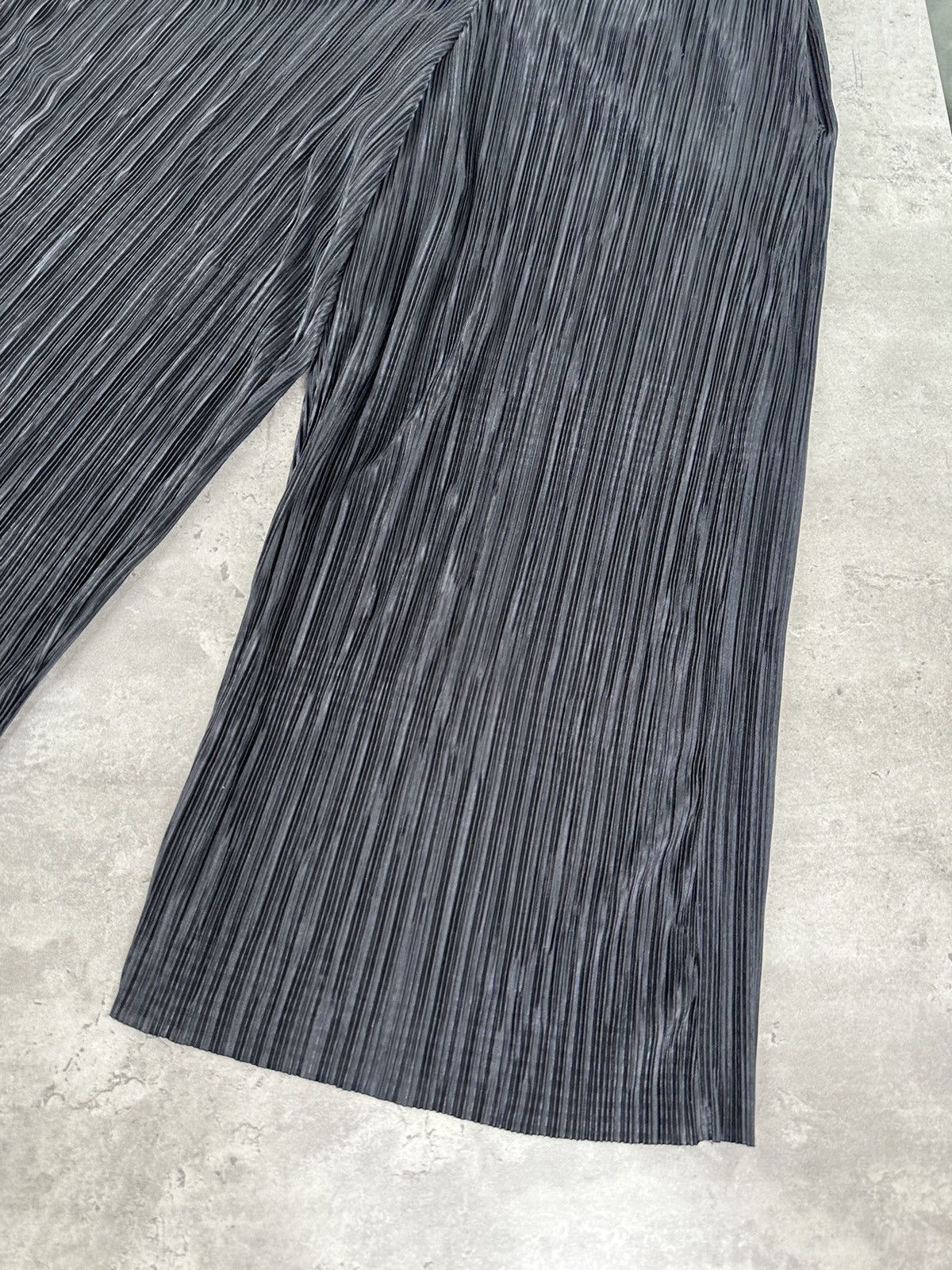 Japanese Brand Vintage Cropped Pleated Pants Size US 28 / EU 44 - 7 Thumbnail