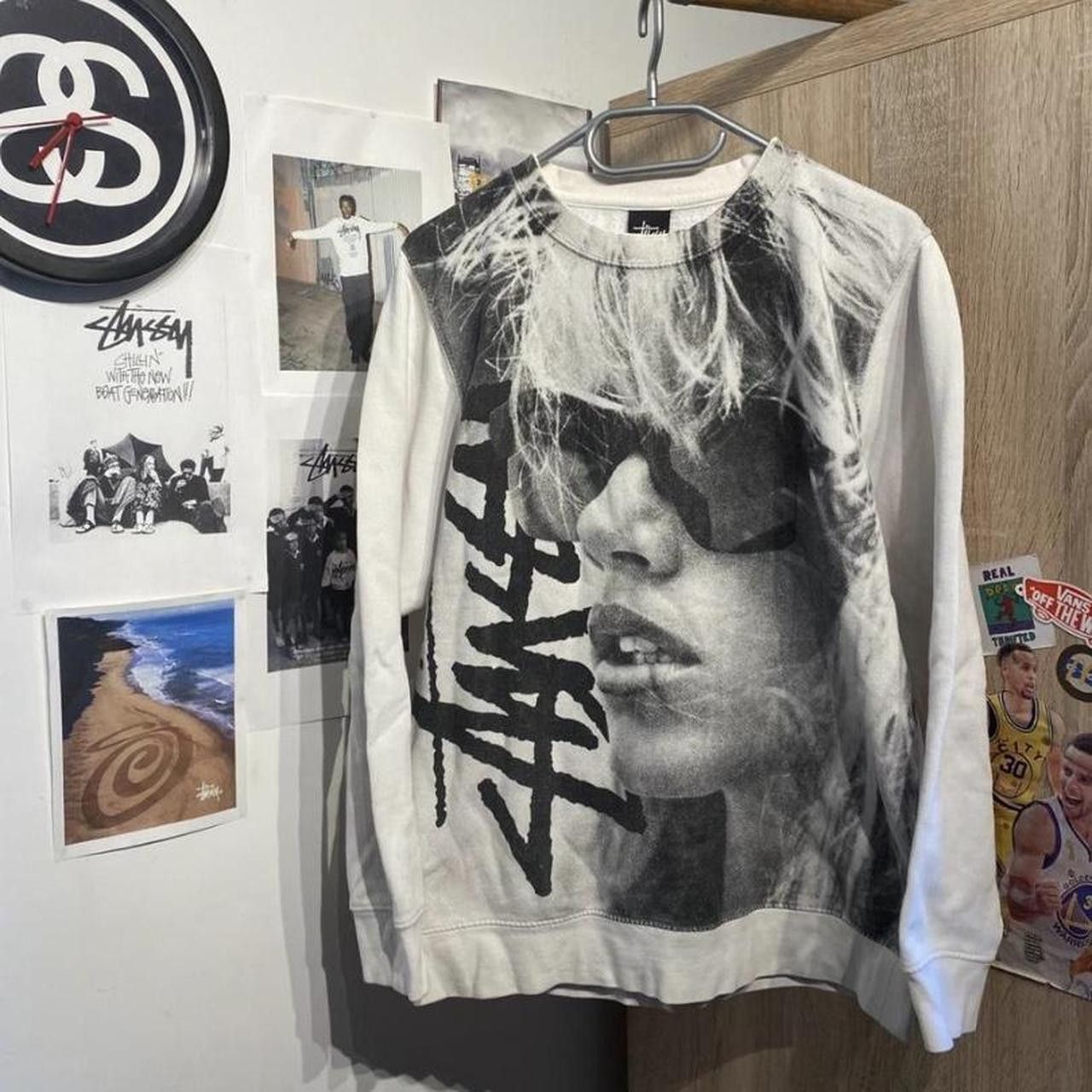 Stussy x Laura Max Sweatshirt 👧🏻