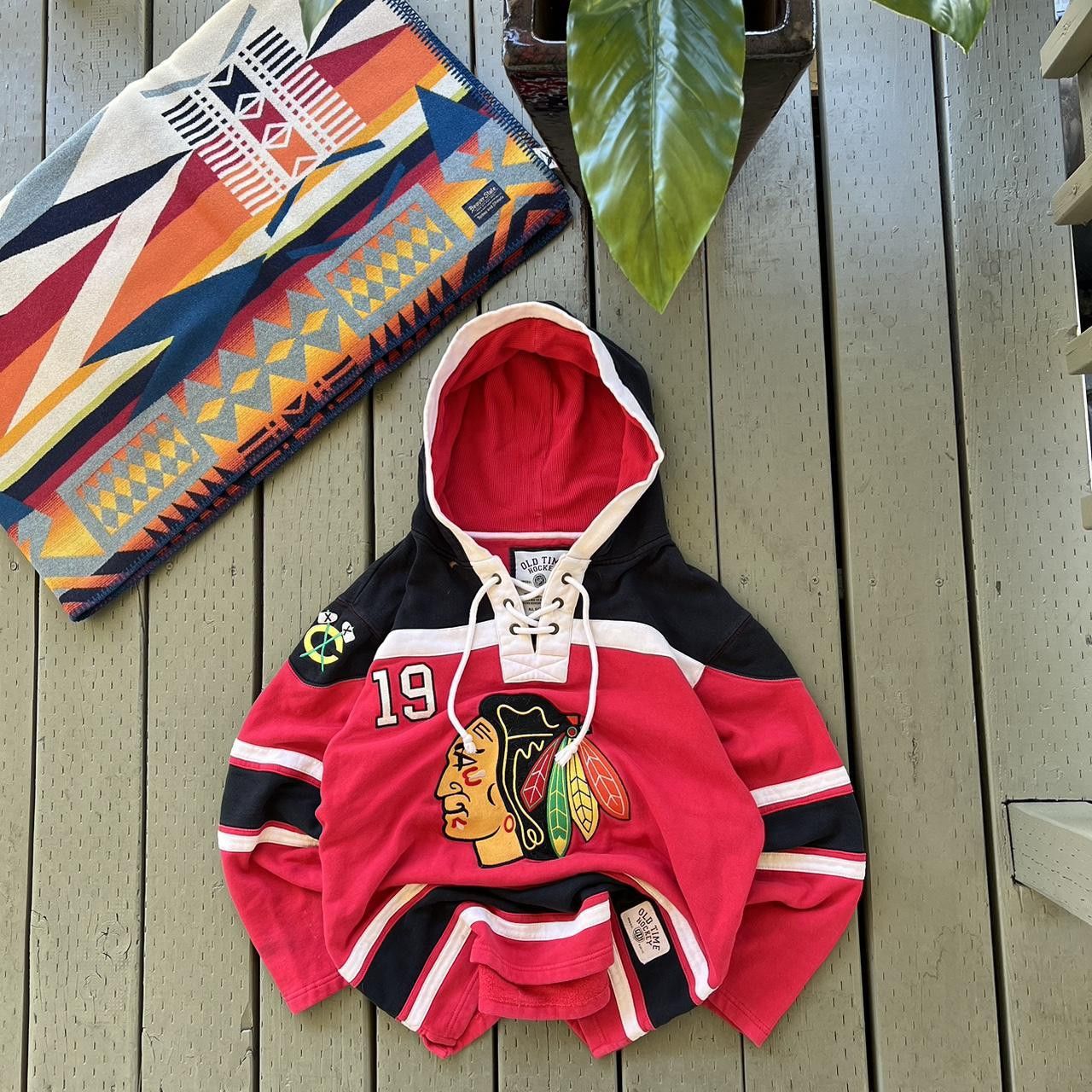 NHL × Vintage Chicago Blackhawks Red Superior Lacer Pullover Hoodie Men Size US M / EU 48-50 / 2 - 2 Thumbnail