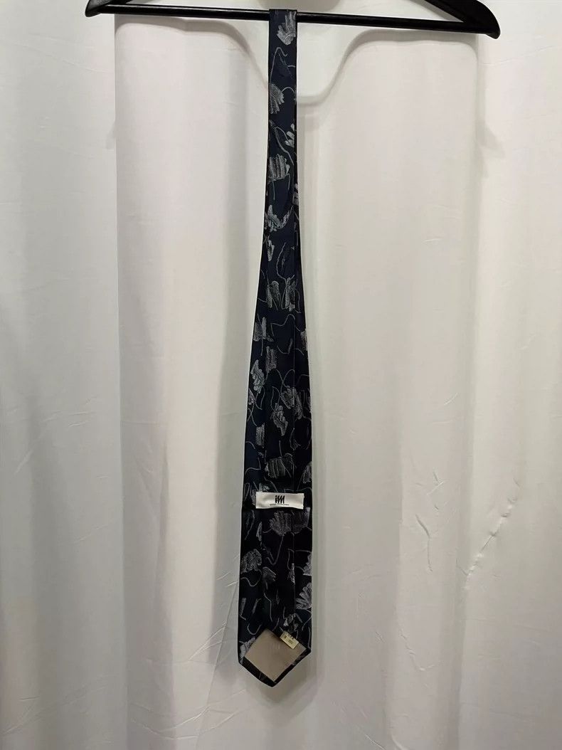 Issey Miyake Issey Miyake Medieval Silk Tie with Interesting Abstract Pa Size ONE SIZE - 2 Thumbnail