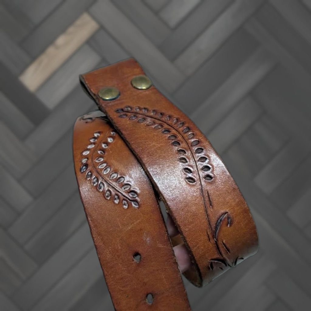 VINTAGE western belt Unisex Adults 28 brown belt Hippie  display picture 2