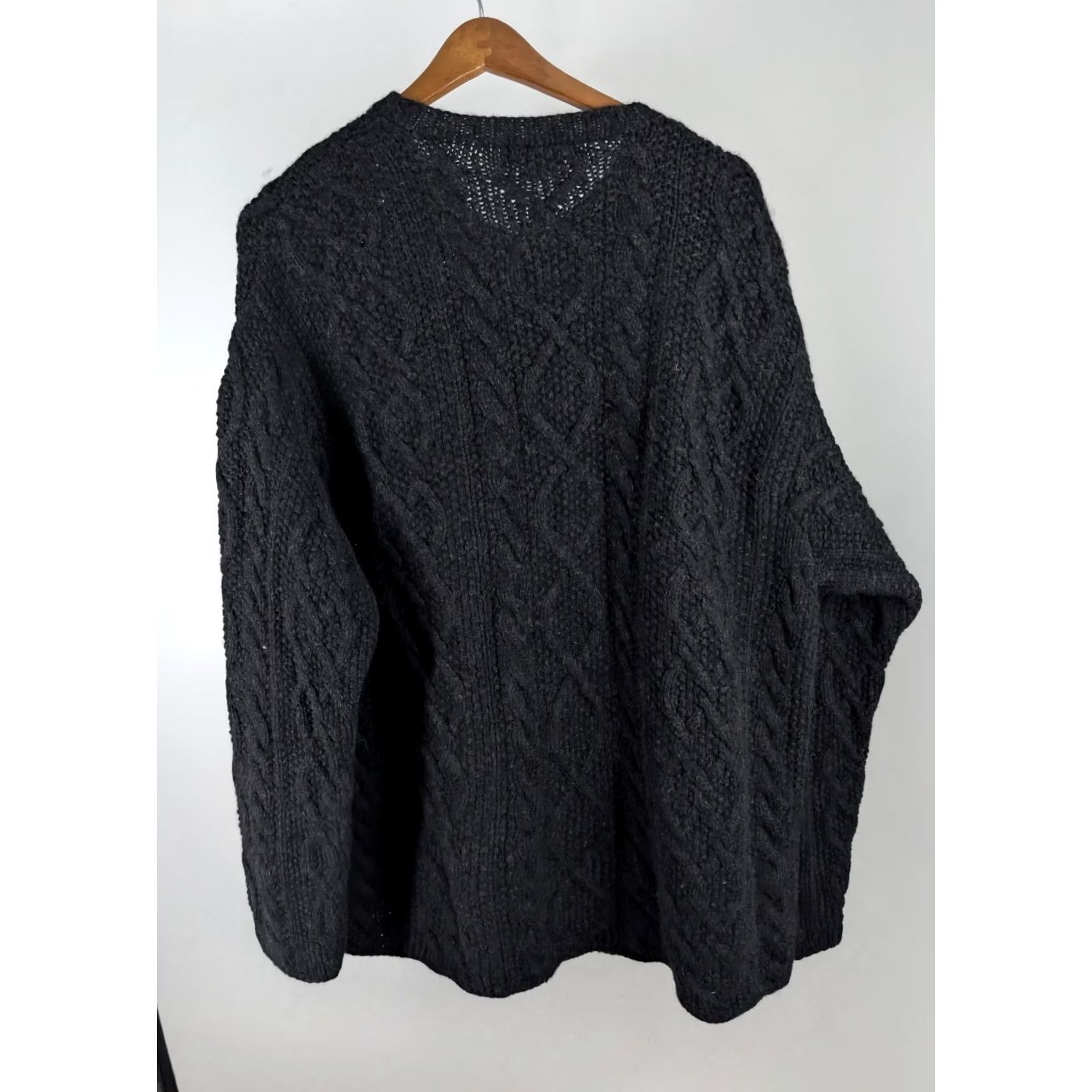J.Crew VINTAGE J.CREW Sweater Fisherman Cable-Knit Wool Black XL Men Pullover 90s Handknit Aran Heavyweight Size US XL / EU 56 / 4 - 3 Thumbnail