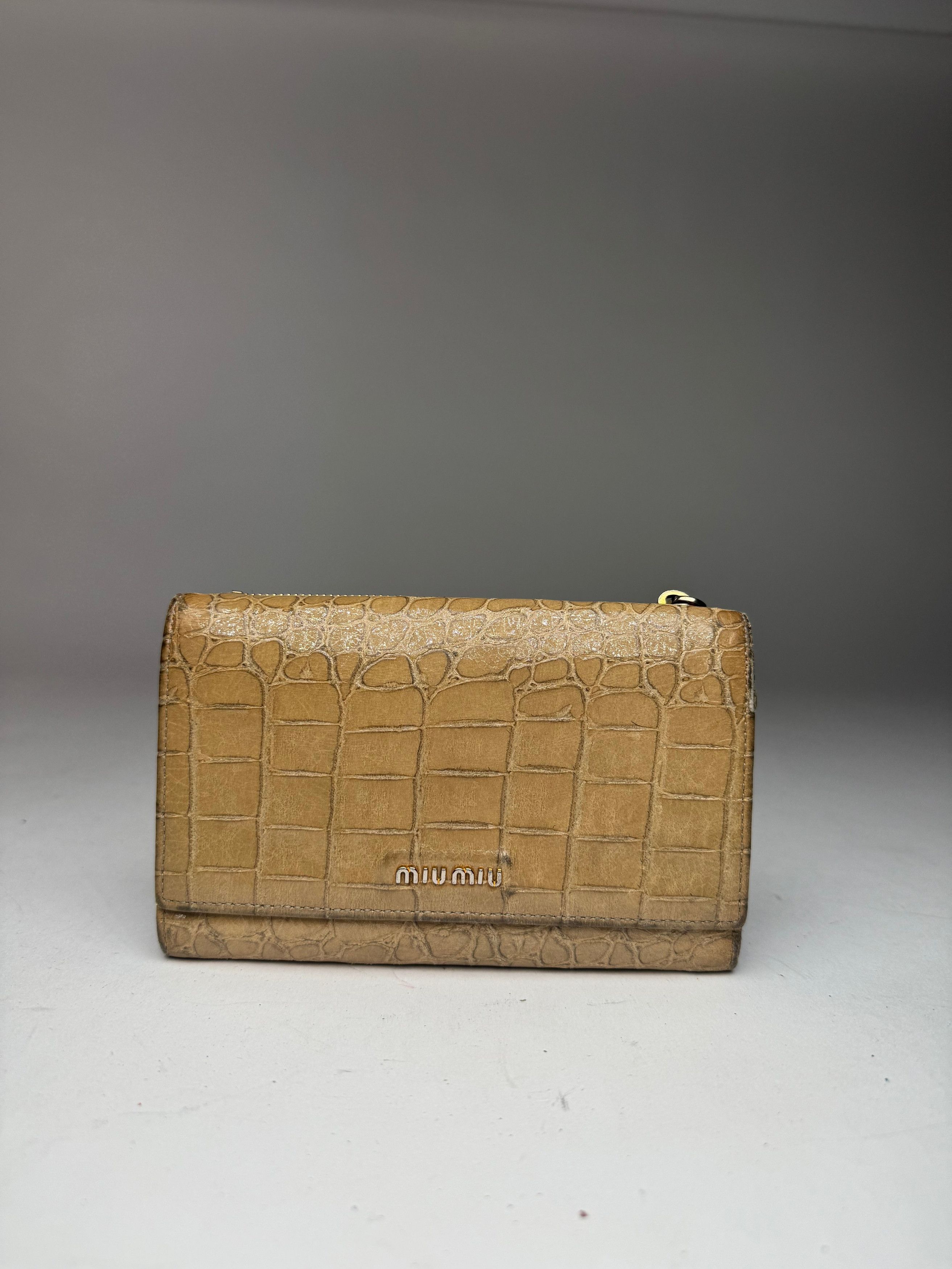 Miu Miu Vintage Leather Wallet beige Size ONE SIZE - 1 Thumbnail