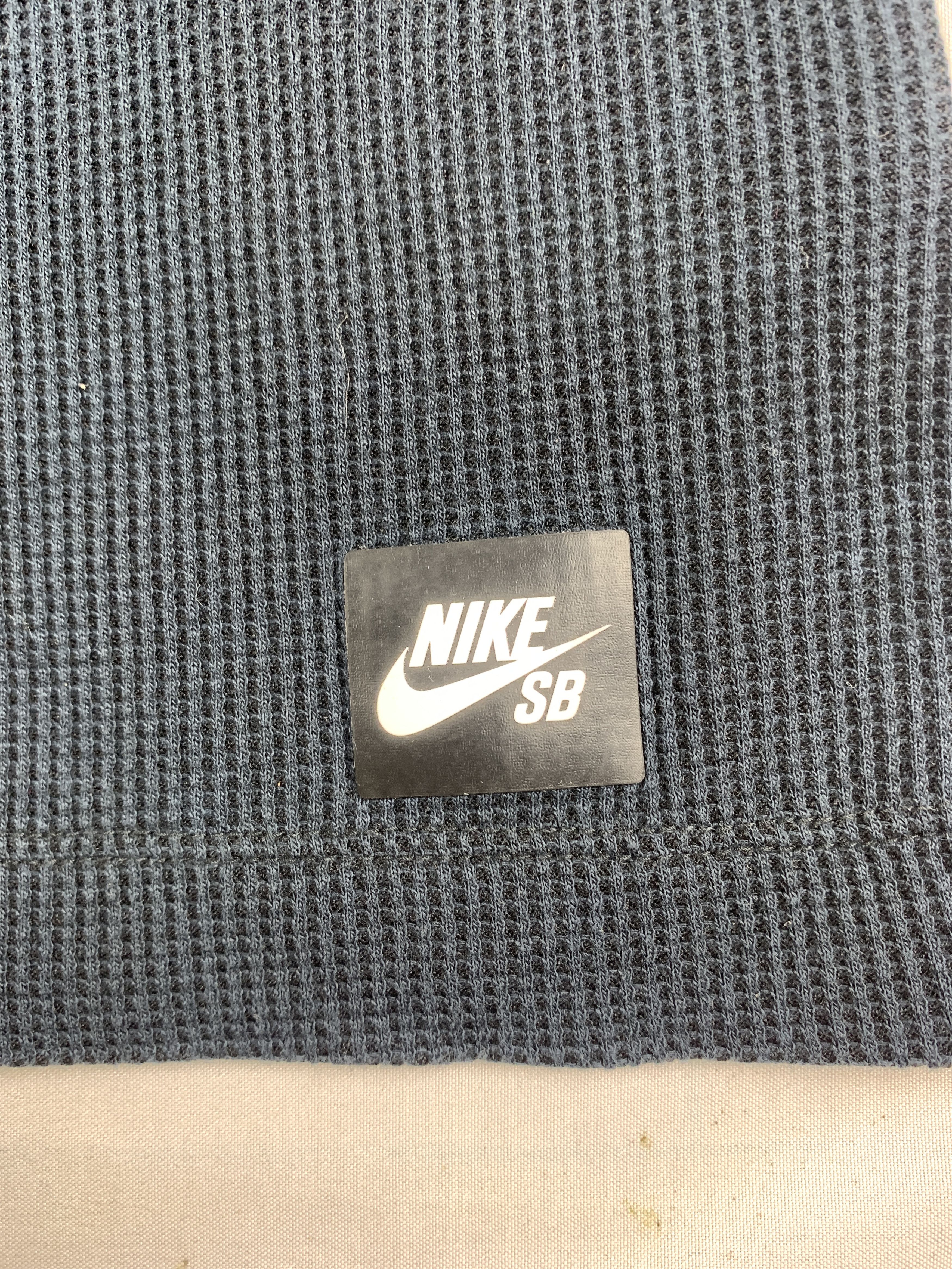 Nike Nike SB Black Thermal Longsleeve Tee (M) Size US M / EU 48-50 / 2 - 3 Thumbnail