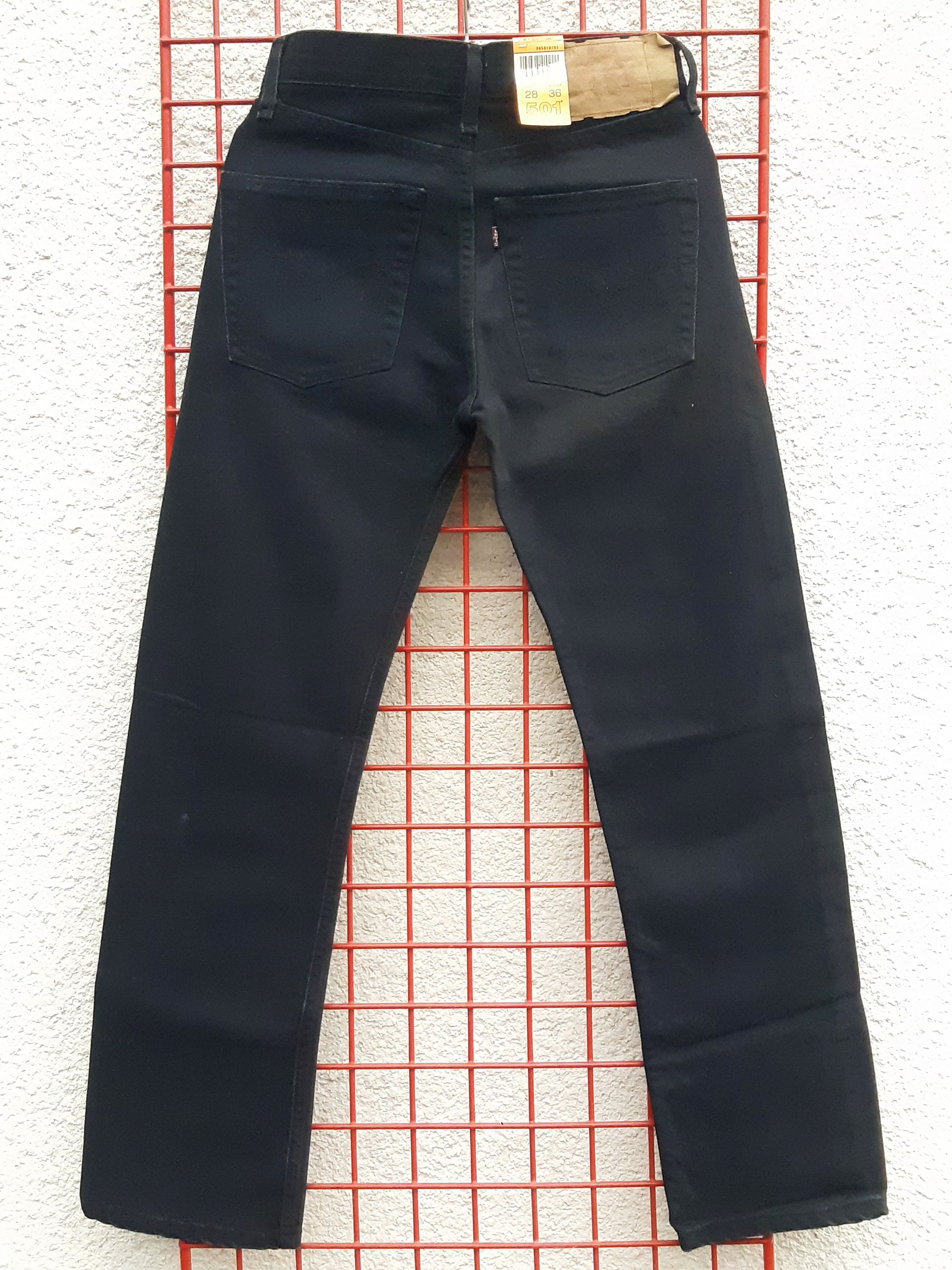 Levi's Vintage 90s LEVIS 501 Original Fit USA size W28/L36 NWT Size 28" / US 6 / IT 42 - 2 Thumbnail