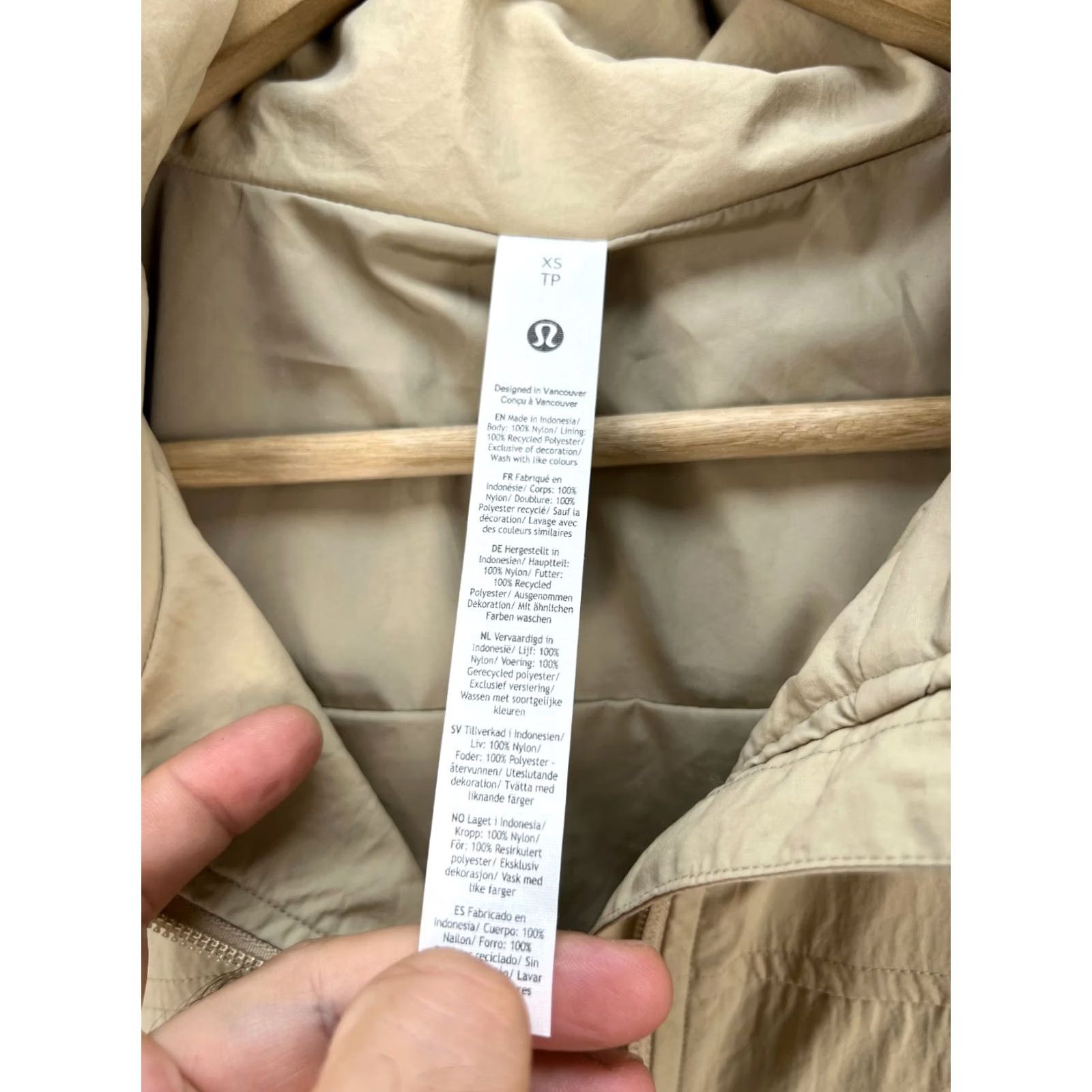 Lululemon Lululemon Jacket Womens Size XS Light Parka Windbreaker Oversized Beige Size XS / US 0-2 / IT 36-38 - 7 Thumbnail