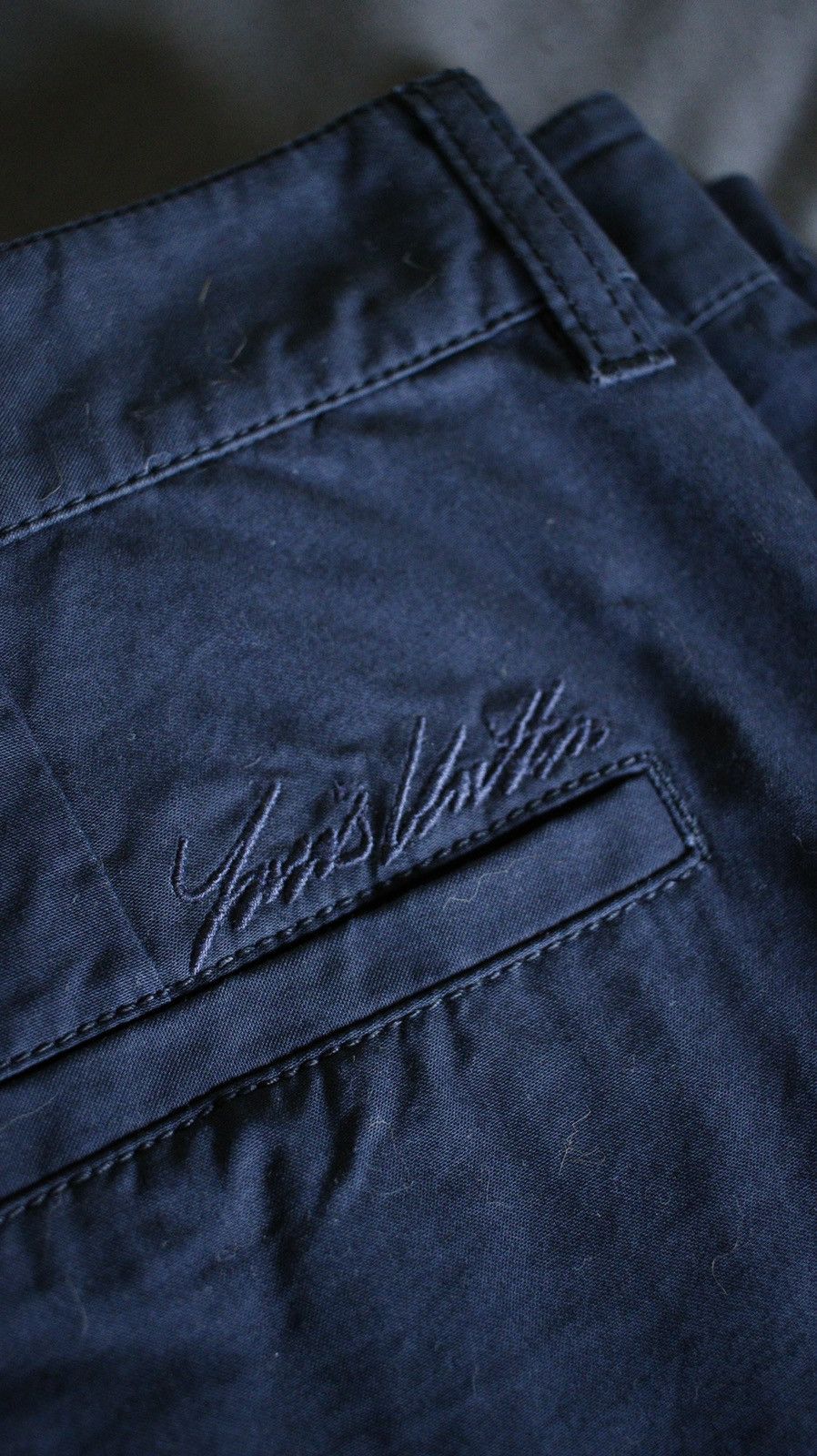 Louis Vuitton × Virgil Abloh Louis Vuitton Virgil Abloh navy cargo pants Size US 32 / EU 48 - 9 Thumbnail