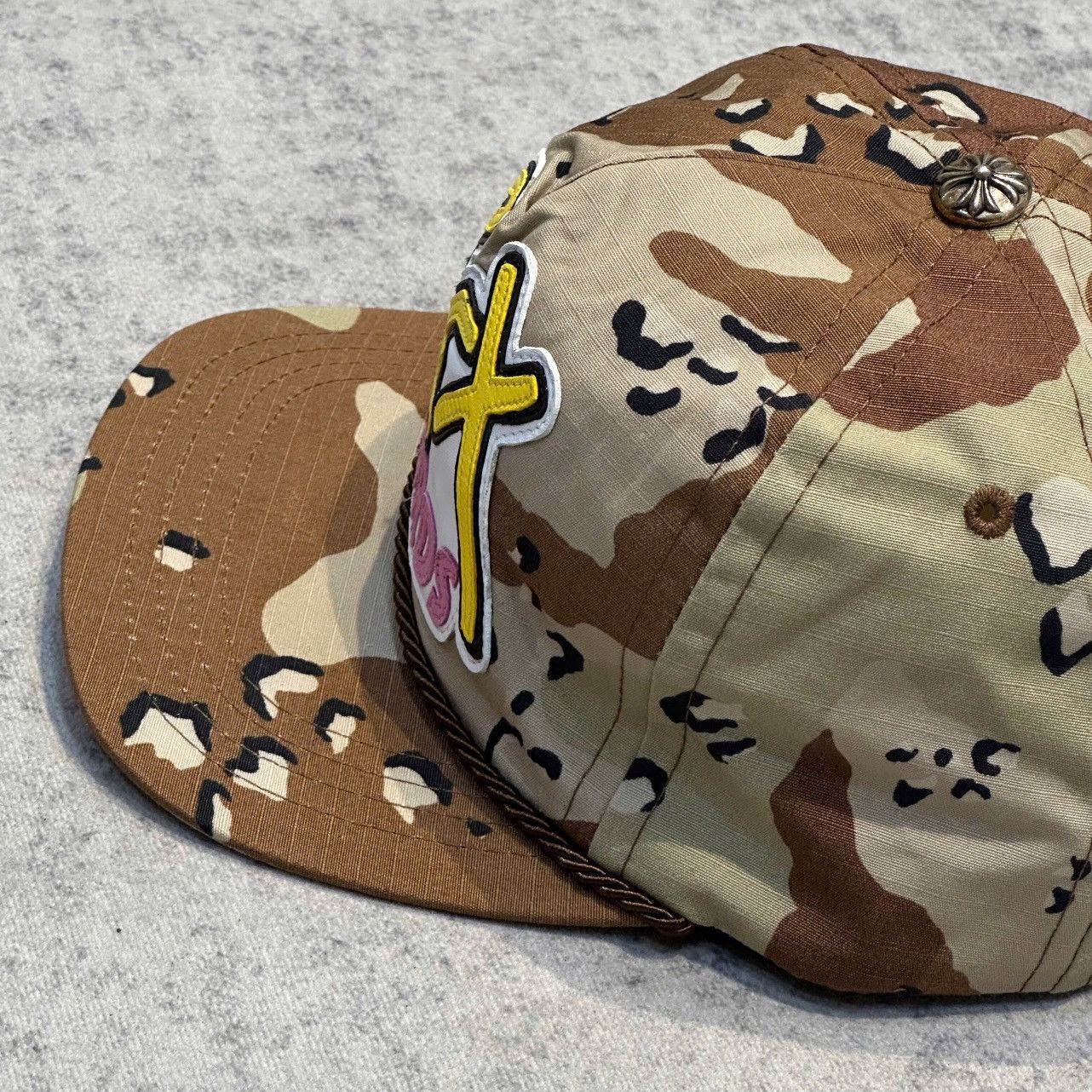 Chrome Hearts CHROME HEARTS SEX RECORDS CHOCO CHIP CAMO TRUCKER Hat Size ONE SIZE - 3 Thumbnail