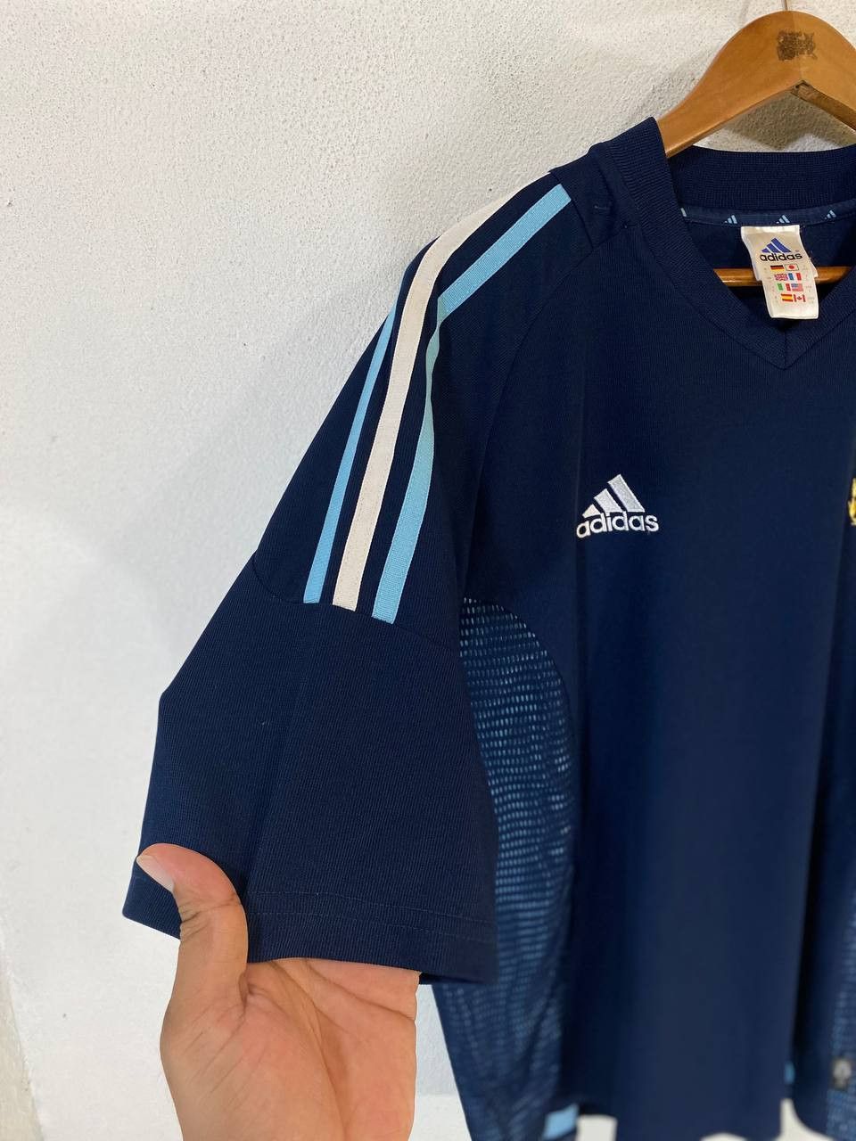 Adidas vintage adidas argentina football club jersey Size US L / EU 52-54 / 3 - 7 Thumbnail