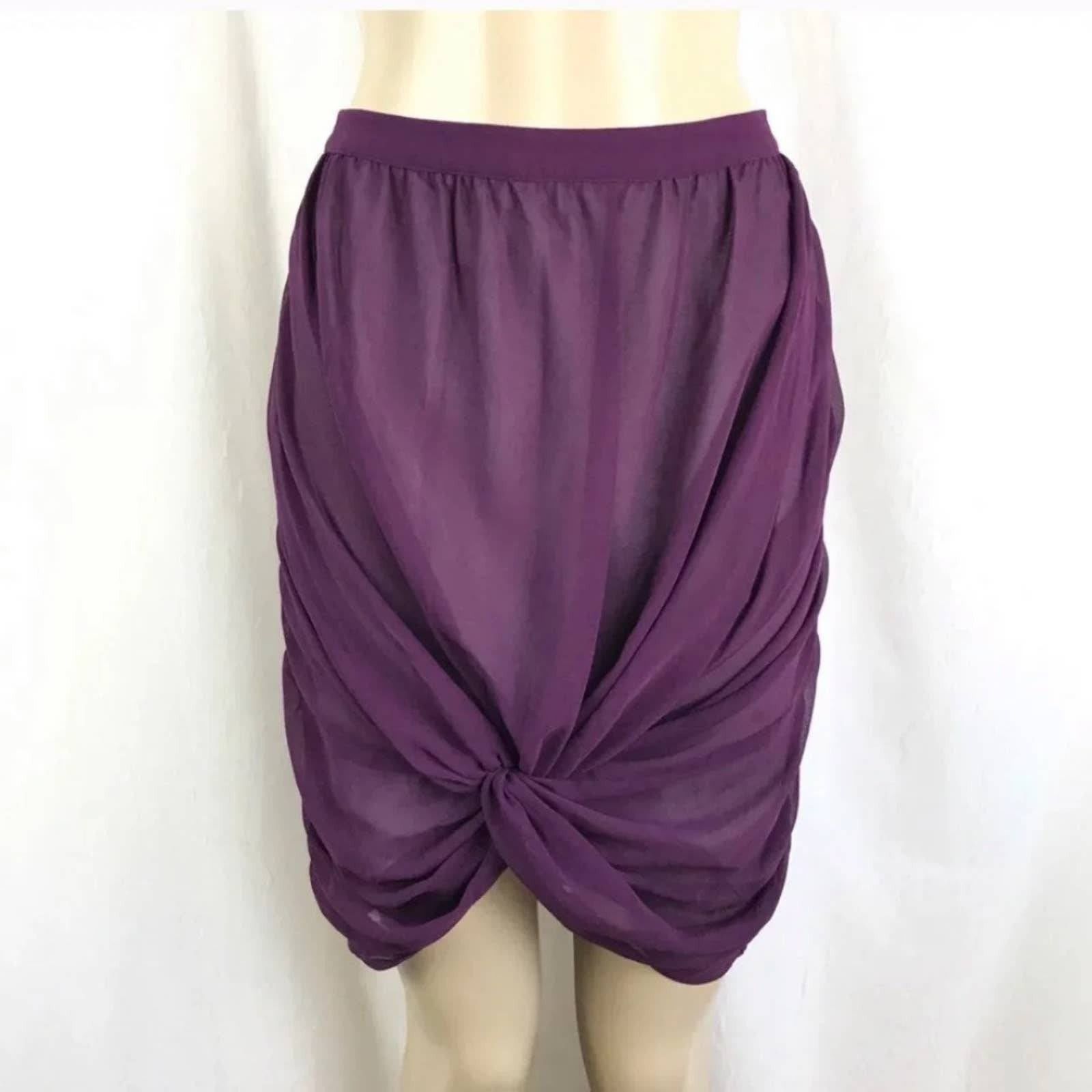 Urban Outfitters Silence + Noise Purple Chiffon Knee Skirt Urban Outfitters 0 Size 27" / US 4 / IT 40 - 1 Thumbnail