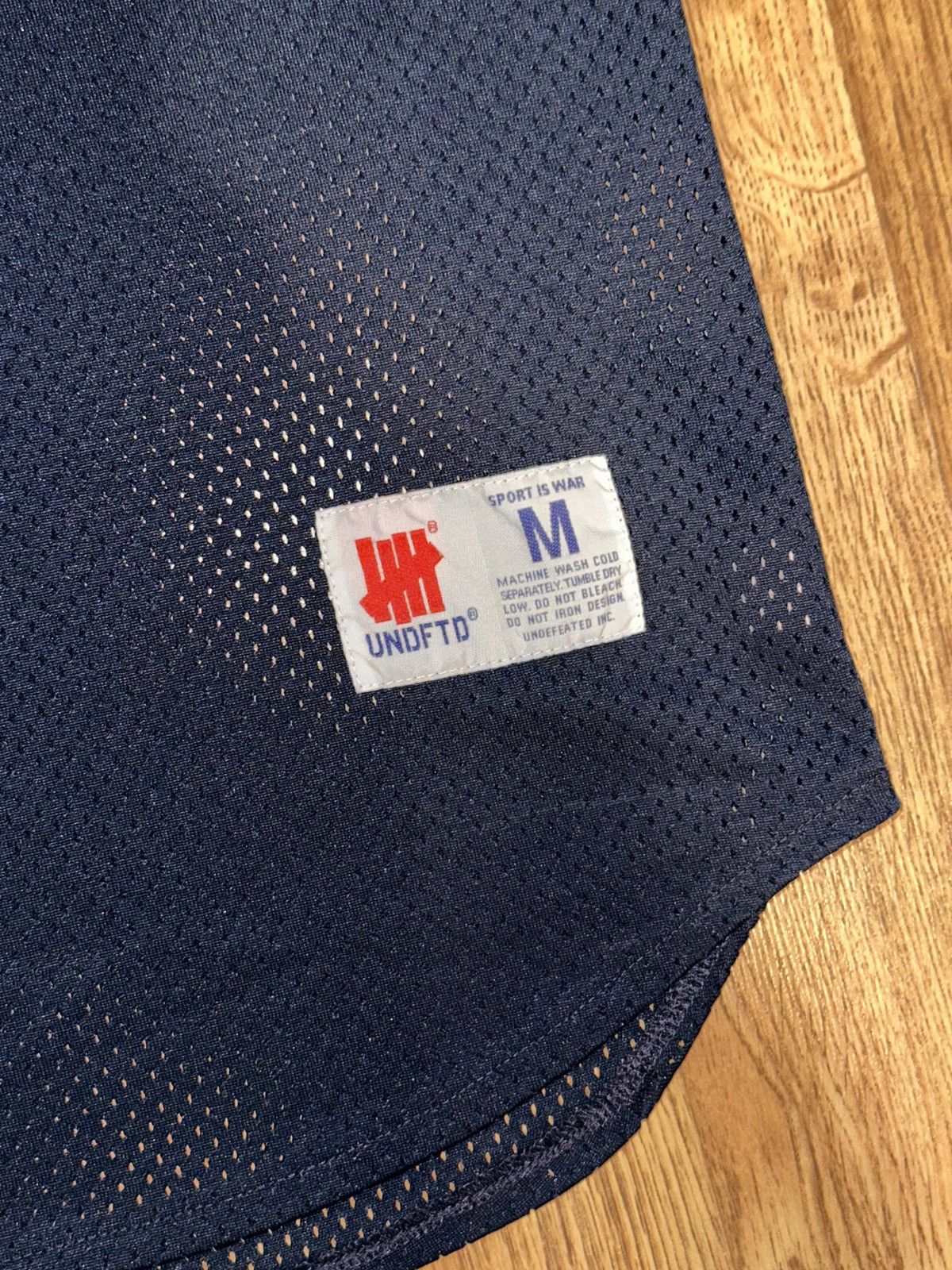 Undefeated UNDEFEATED Cut Throat Spell Out Logo Jersey Medium Size US M / EU 48-50 / 2 - 3 Thumbnail