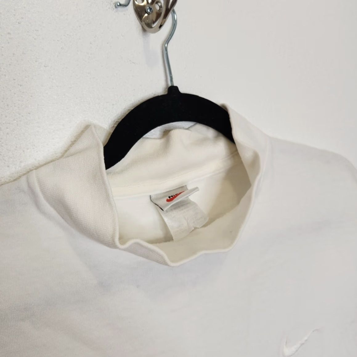 Nike VINTAGE Nike Long Sleeve Shirt 2XL White Mock Neck Swoosh 90s Rare Mens Womens Size US XXL / EU 58 / 5 - 5 Thumbnail