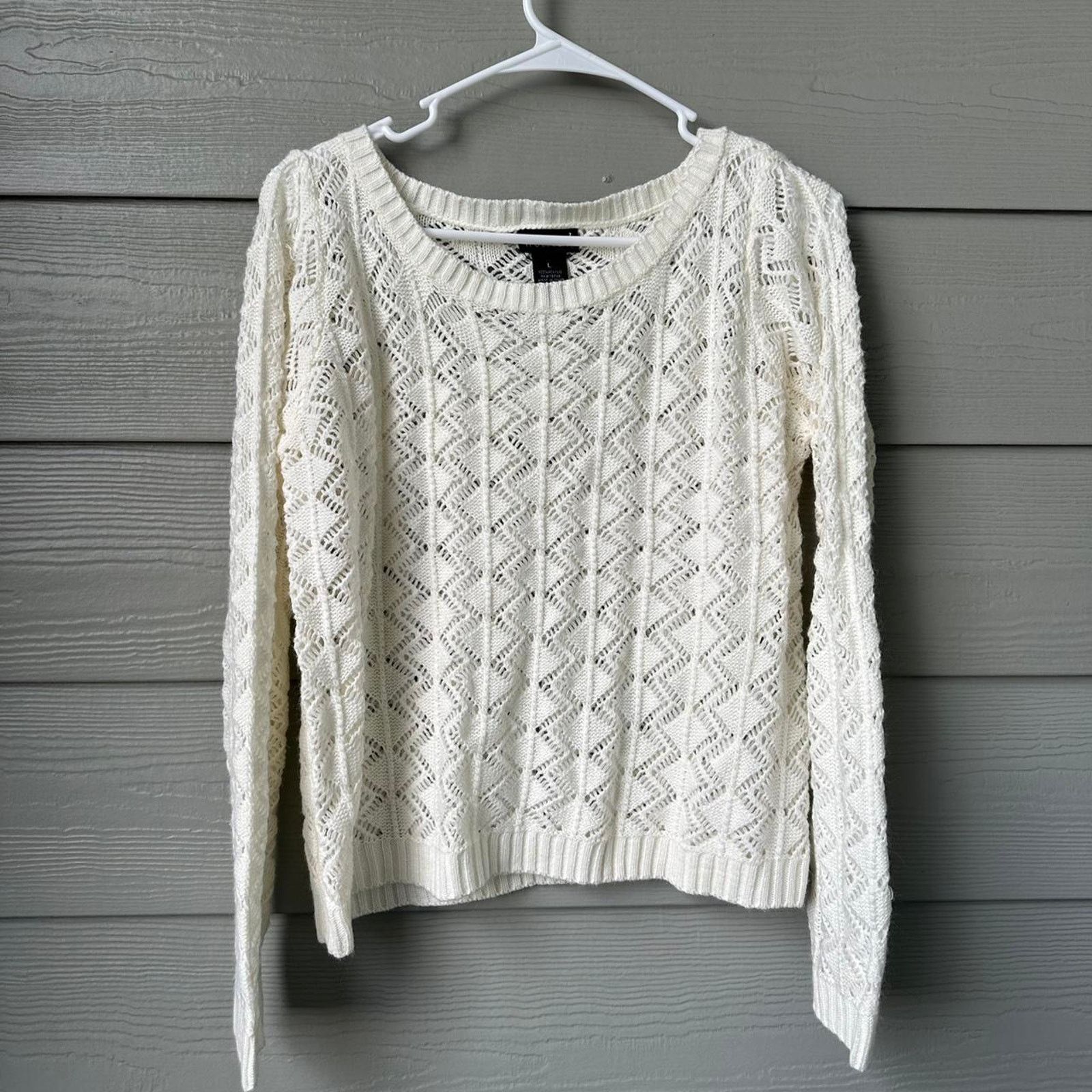 Other White wet seal crochet sweater Size L / US 10 / IT 46 - 1 Thumbnail