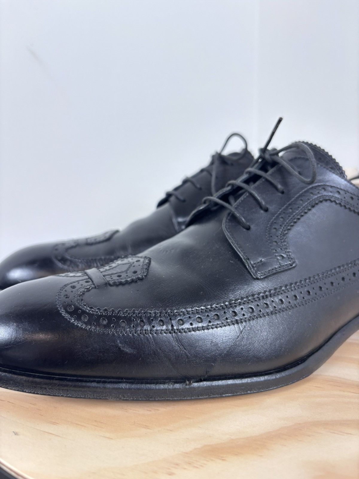 Louis Vuitton Louis Vuitton Men’s Black Leather Wingtip Derby Brogue Shoes Size US 10 / EU 43 - 7 Thumbnail