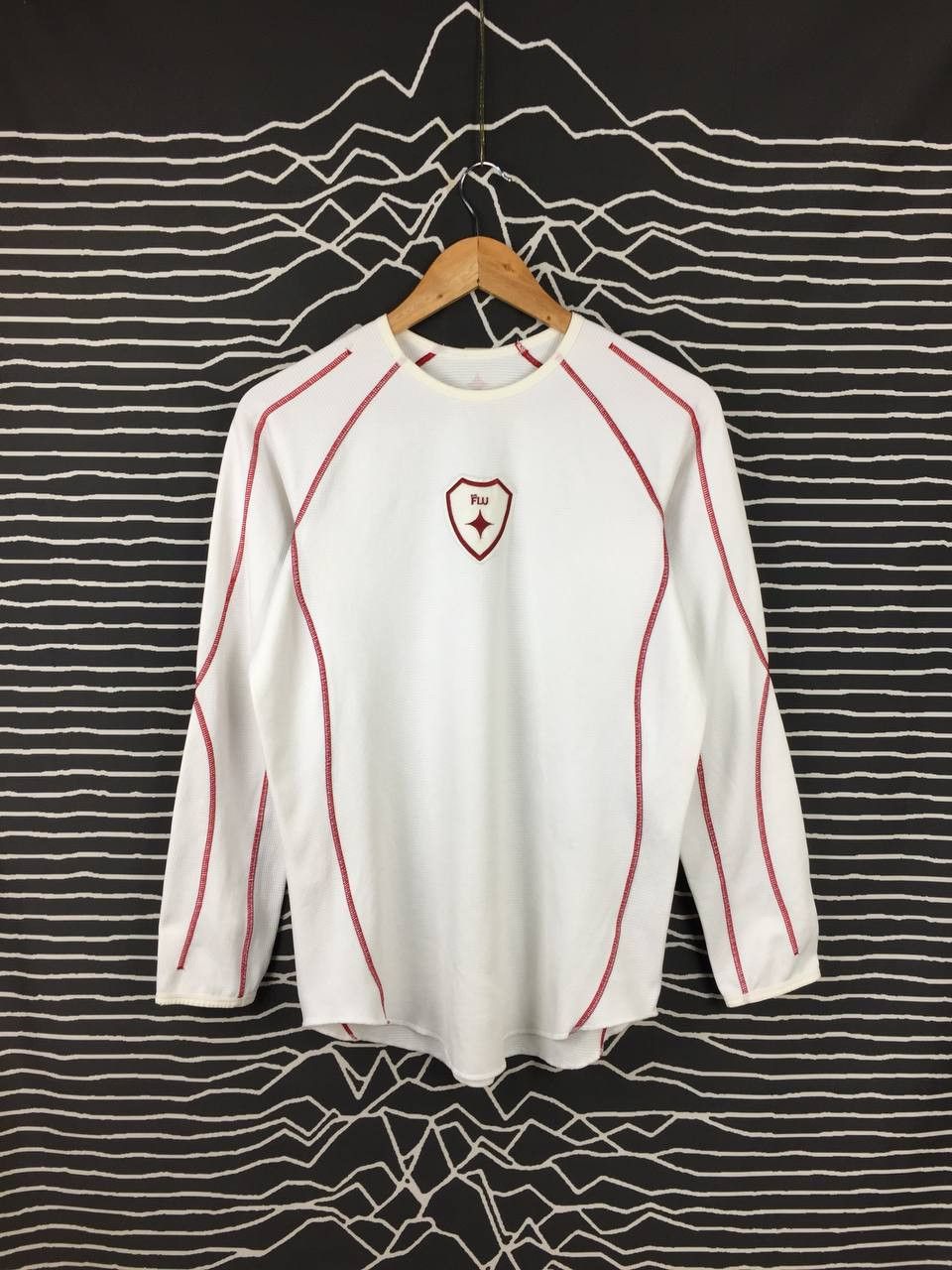 Levi's Levi's FLU Collection Center Logo Longsleeve Sportswear Tee Size US M / EU 48-50 / 2 - 1 Thumbnail