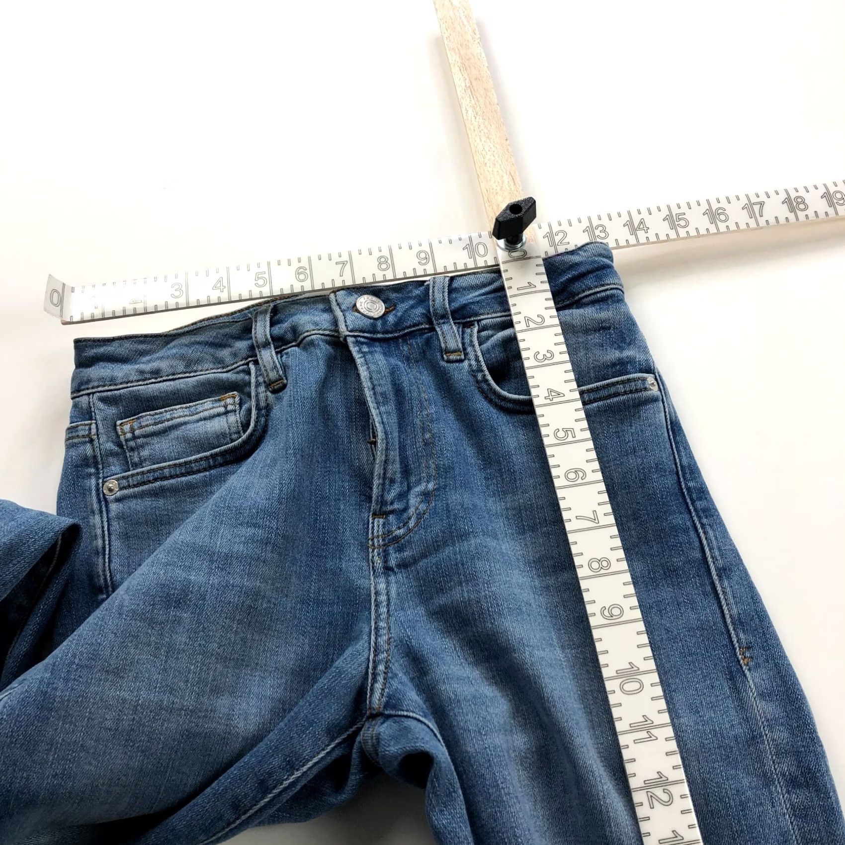 Frame FRAME Jeans Womens 27 Blue Crop Mini Boot Fits 26W 27L Mid Rise Denim Raw Hem Size 27" / US 4 / IT 40 - 5 Thumbnail