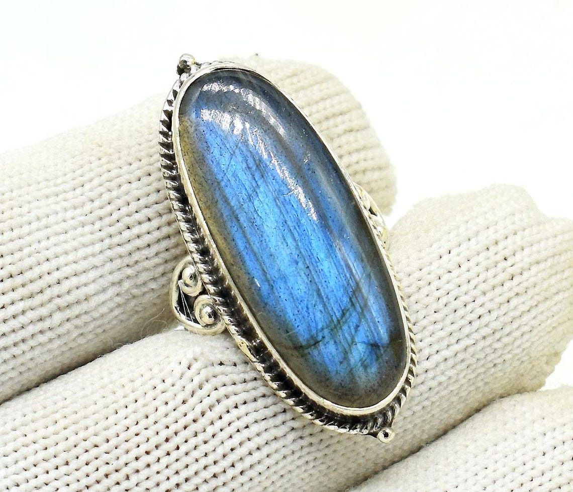 Handmade Labradorite 925 Sterling Silver Ring: Oval Gemstone Size ONE SIZE - 5 Thumbnail