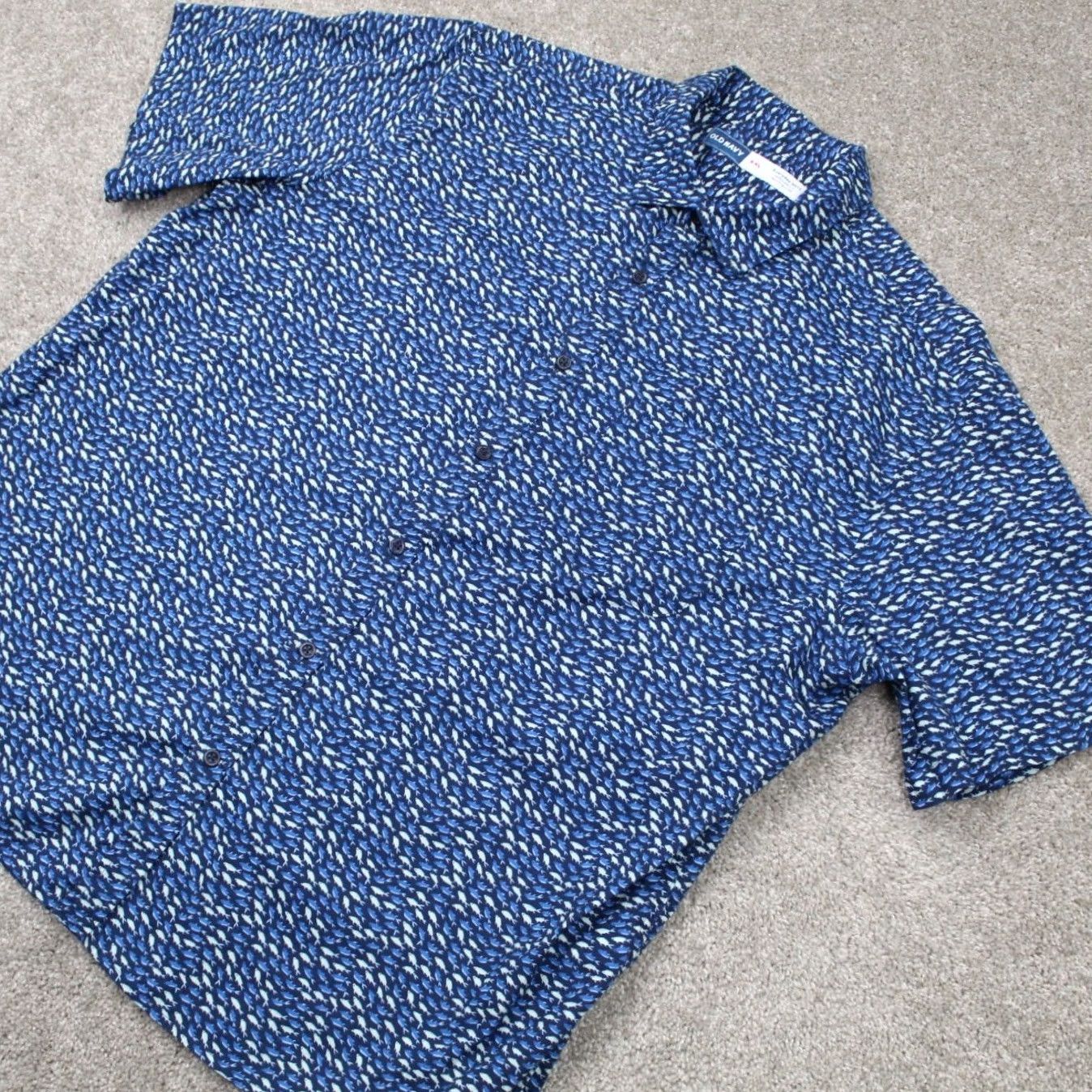 Old Navy Old Navy AOP Shirt Men 2XL Blue Everyday All Over Print Short Sleeve Button-Up Shirt Regular Fit Shirt Men Blue 2XL Old Navy Size US XXL / EU 58 / 5 - 4 Thumbnail