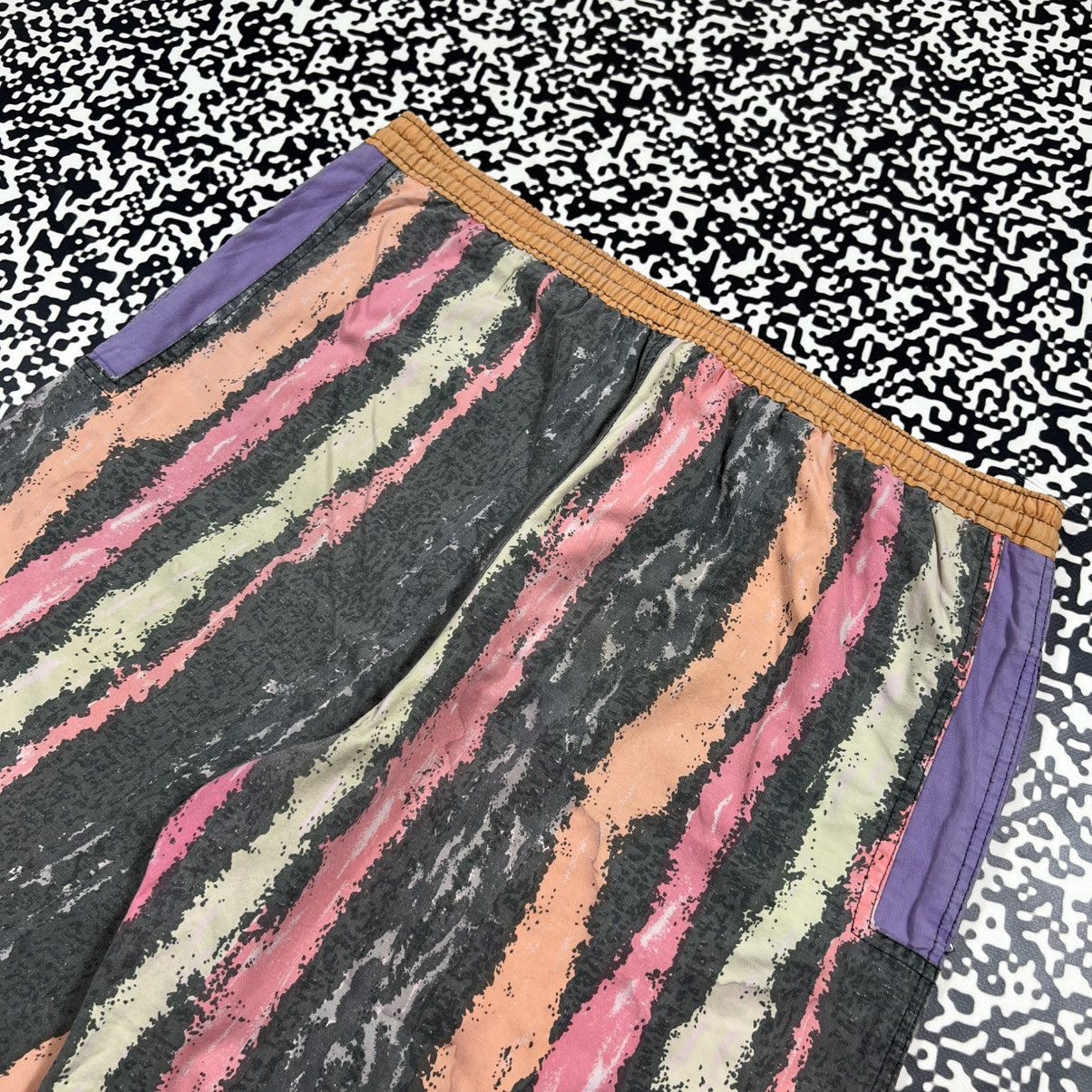Vintage Vintage 90s Art Striped Retro Surf Style Shorts Size US 35 - 9 Thumbnail