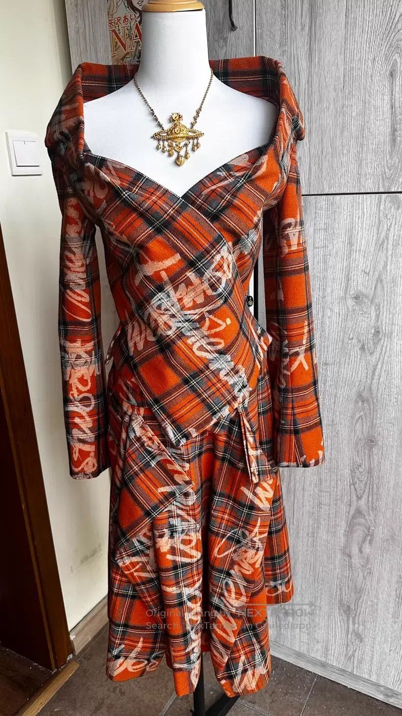 Vivienne Westwood Vivienne Westwood Orange Graffiti Suit Size M / US 6-8 / IT 42-44 - 4 Thumbnail